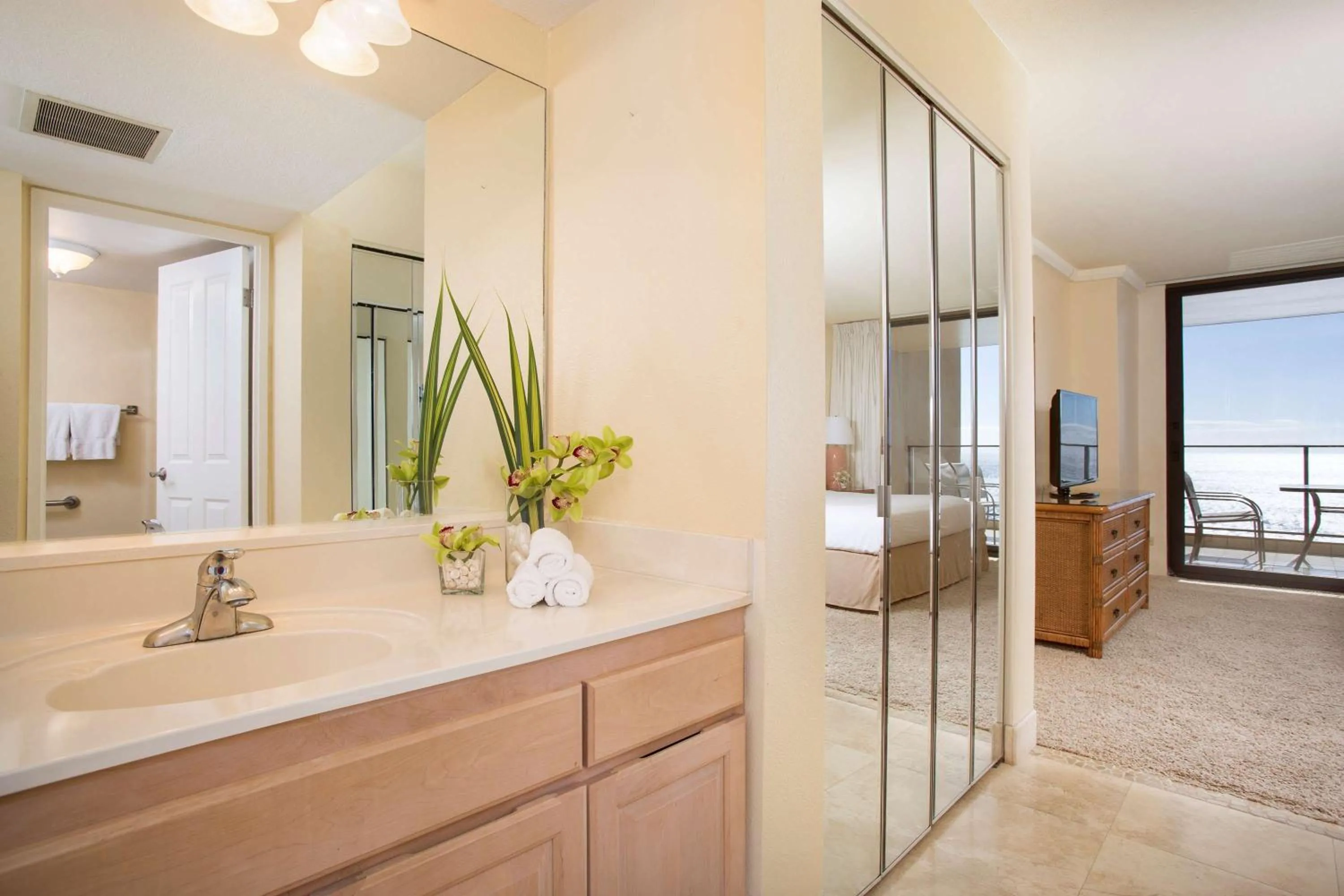 Bathroom in Aston Mahana at Kaanapali