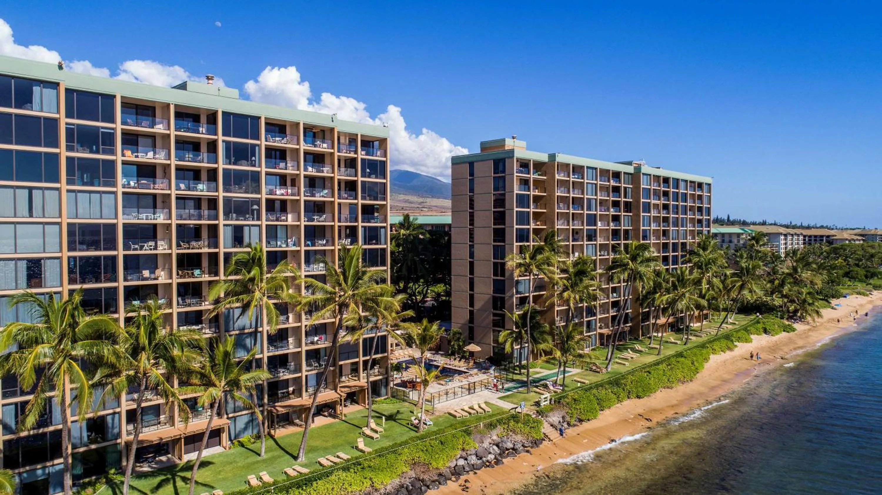 Property building in Aston Mahana at Kaanapali