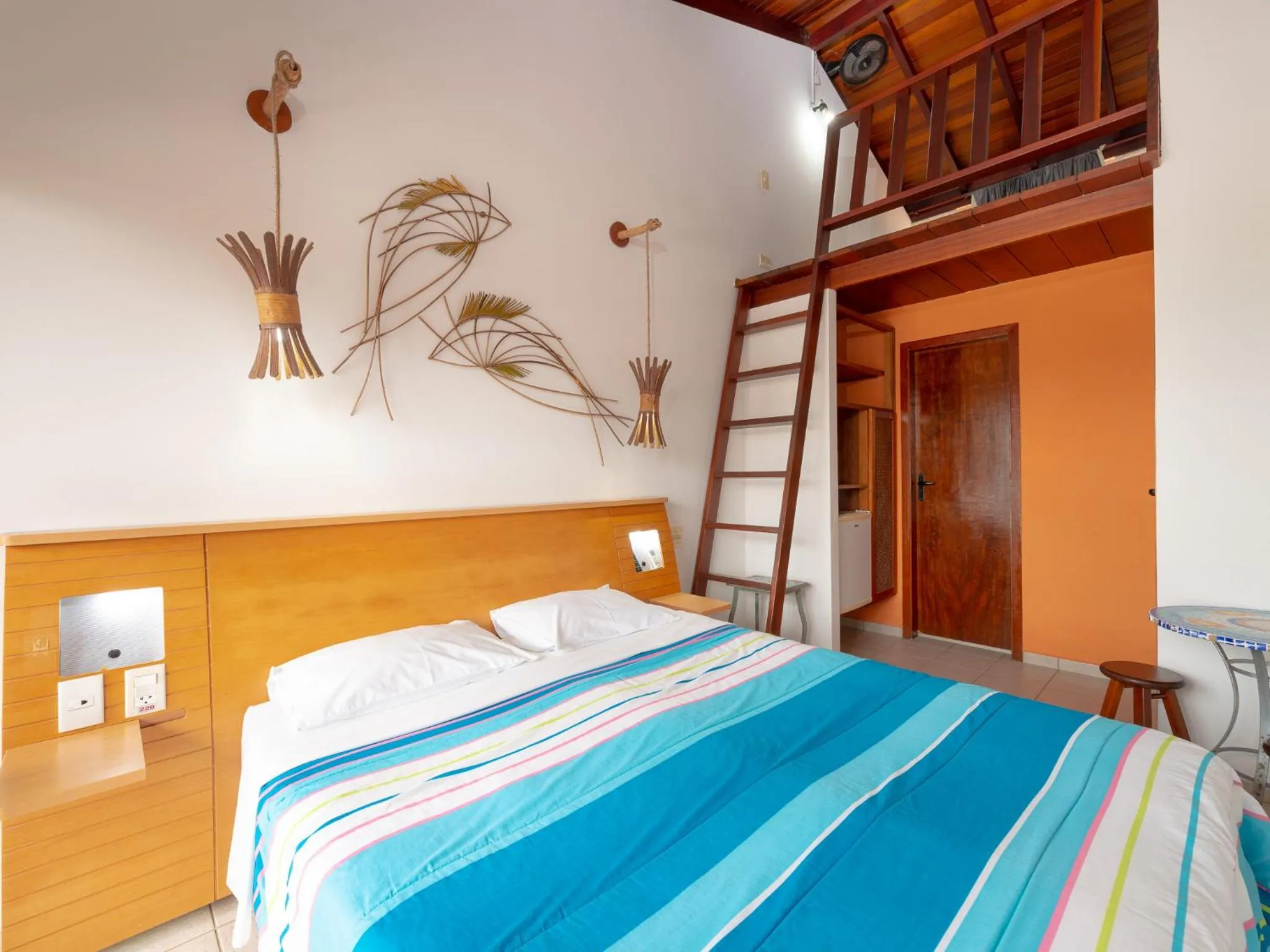 Photo of the whole room, Bed in Pousada Pé Na Areia