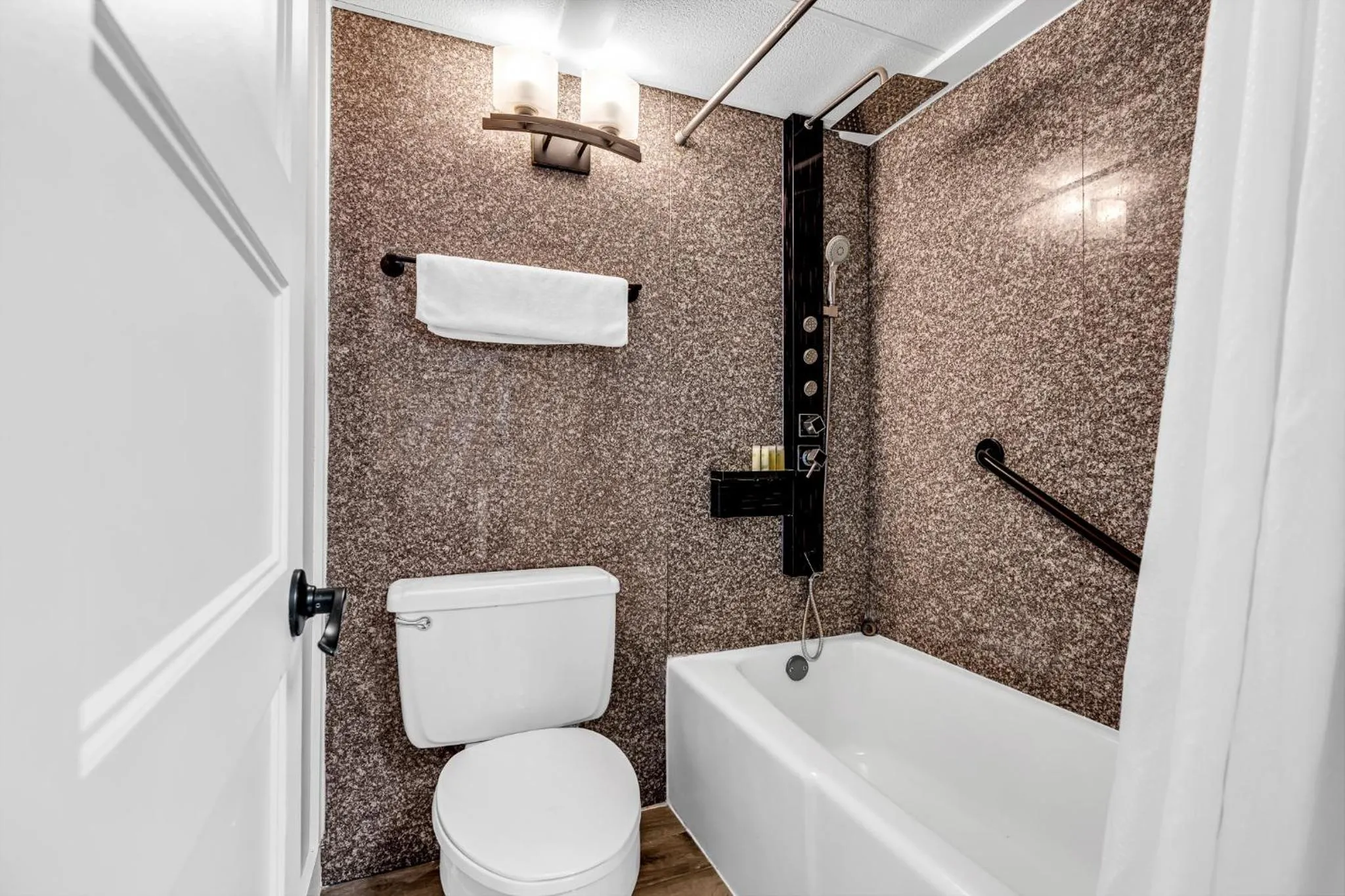 Bathroom in Aztec Ocean Resort