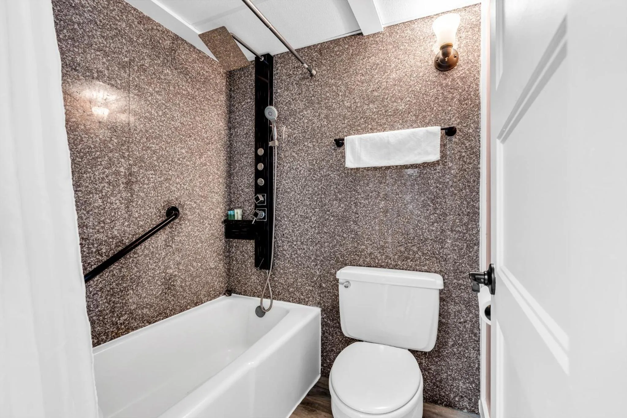 Bathroom in Aztec Ocean Resort