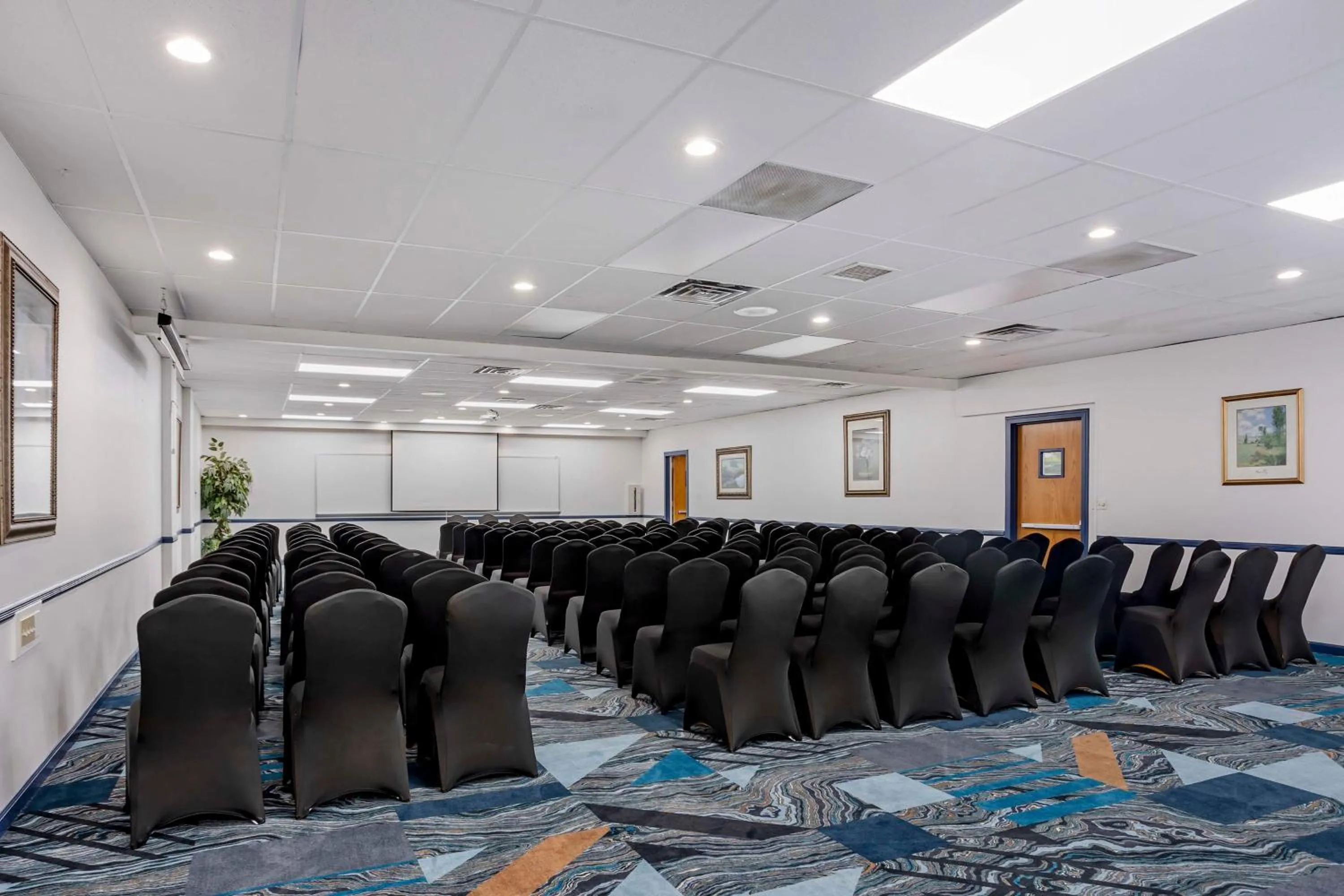Banquet/Function facilities in Best Western Rutgers University Hotel