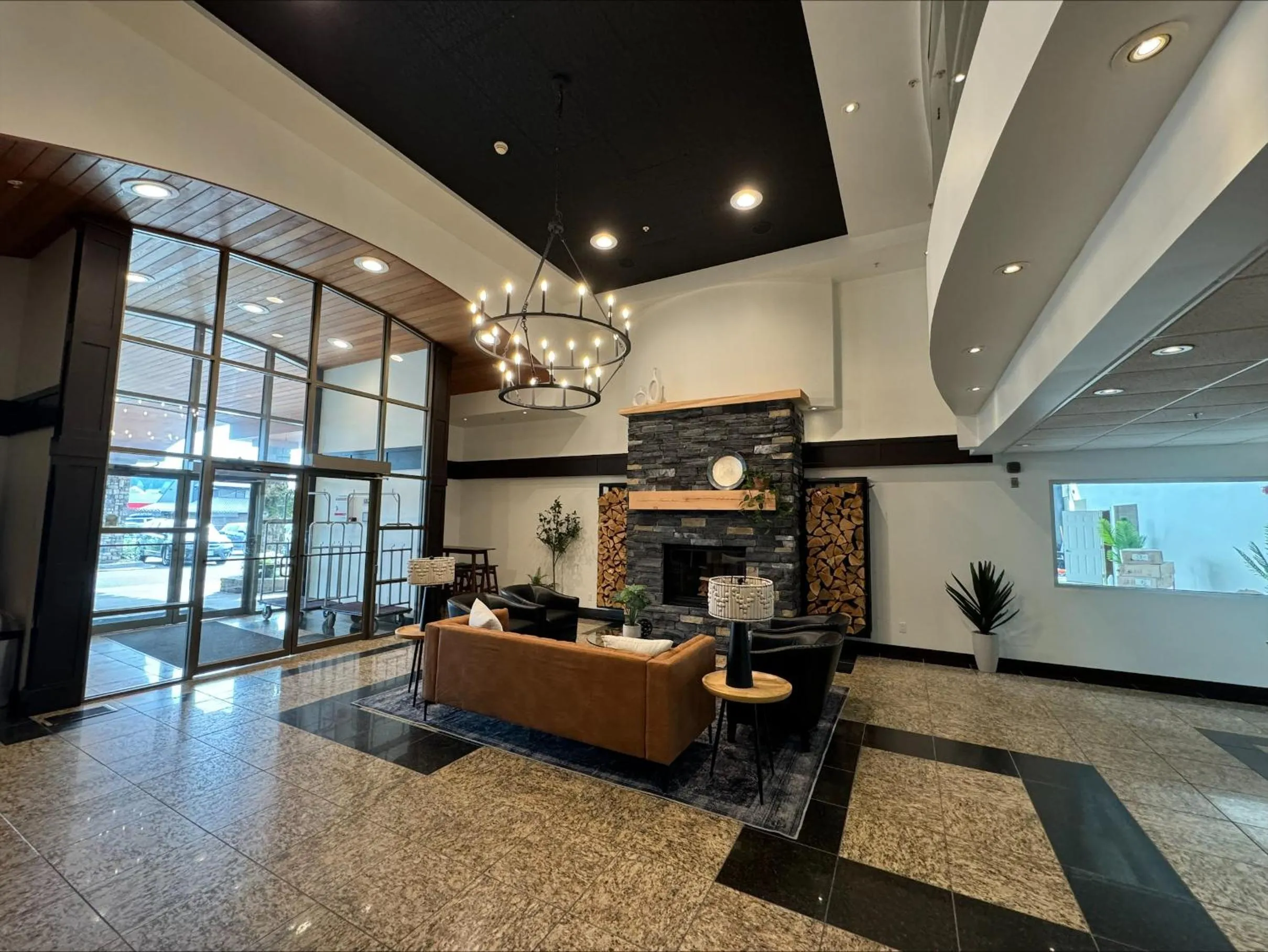 Lobby or reception in Four Points by Sheraton Prince George