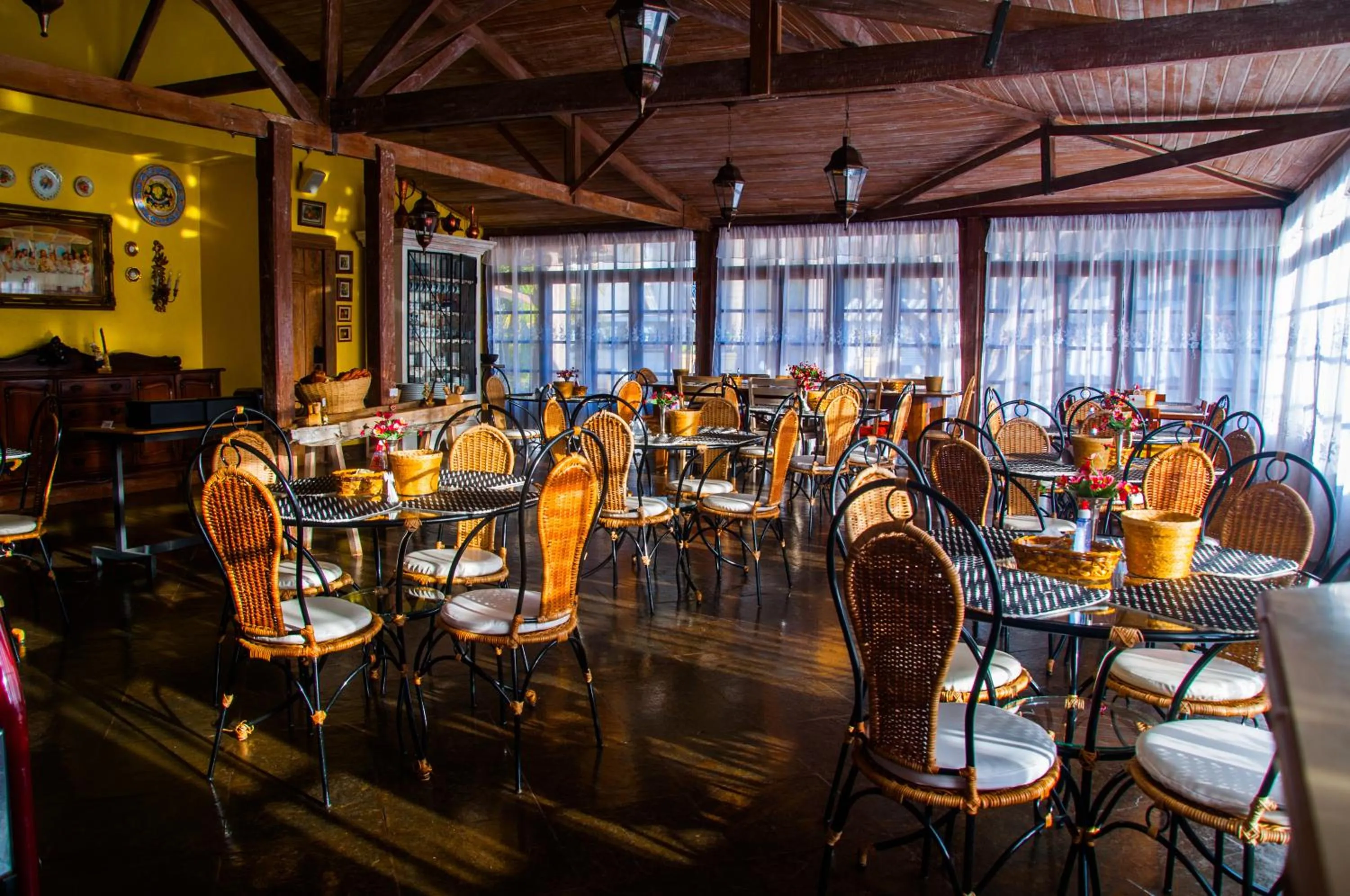 Restaurant/places to eat in Pousada Xica da Silva