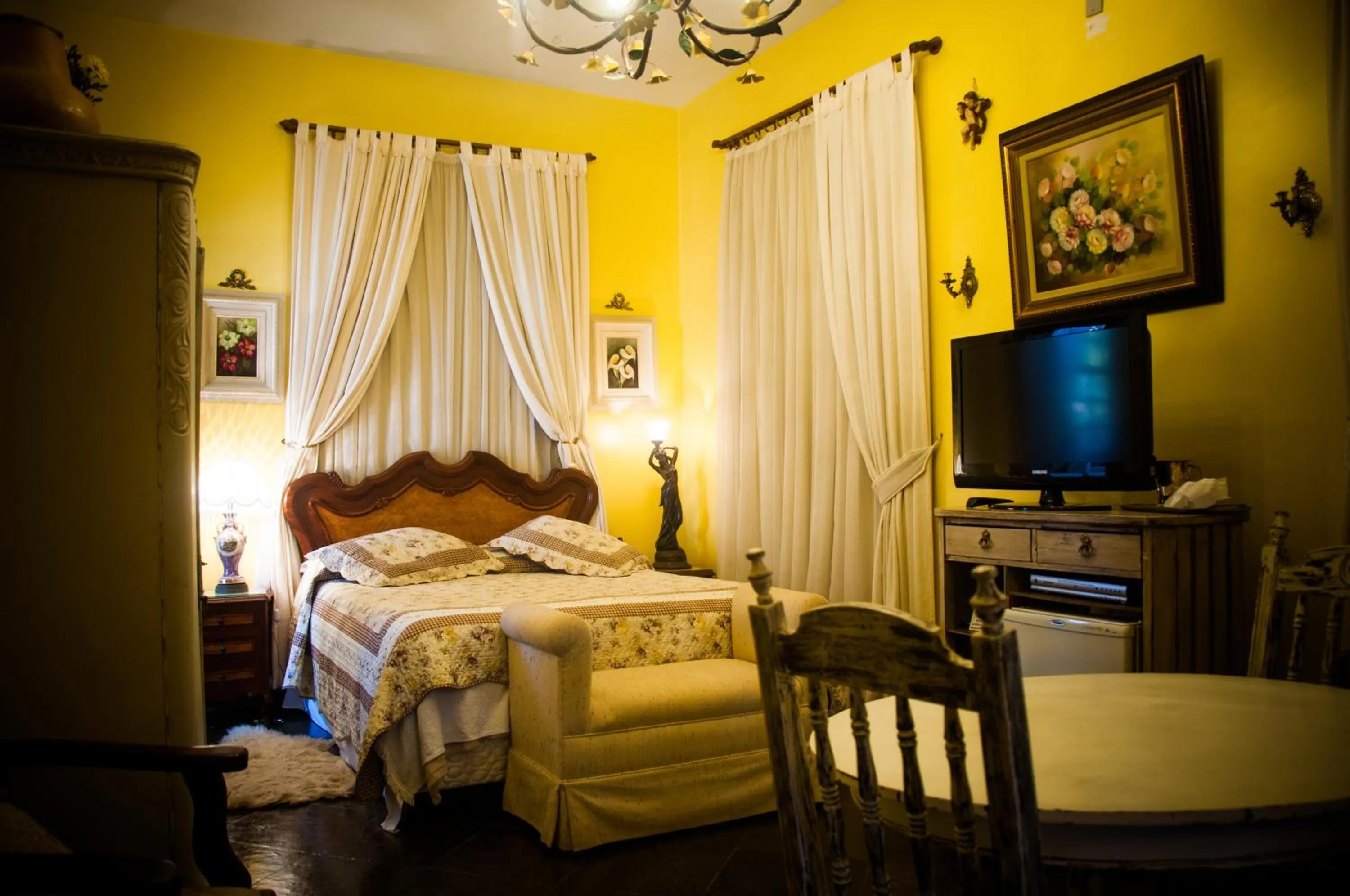 Bedroom, Bed in Pousada Xica da Silva