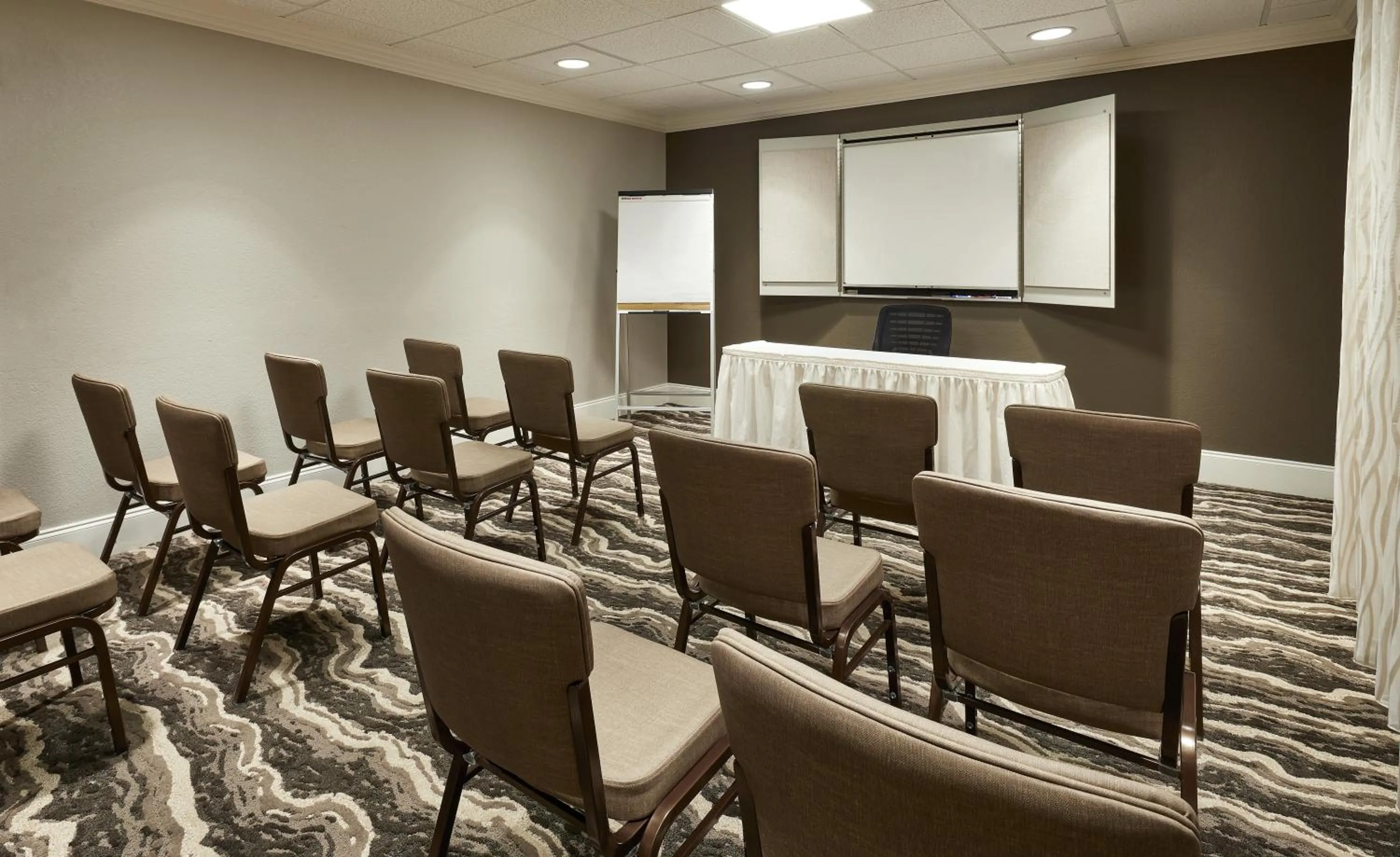 Meeting/conference room in Staybridge Suites Orlando South by IHG