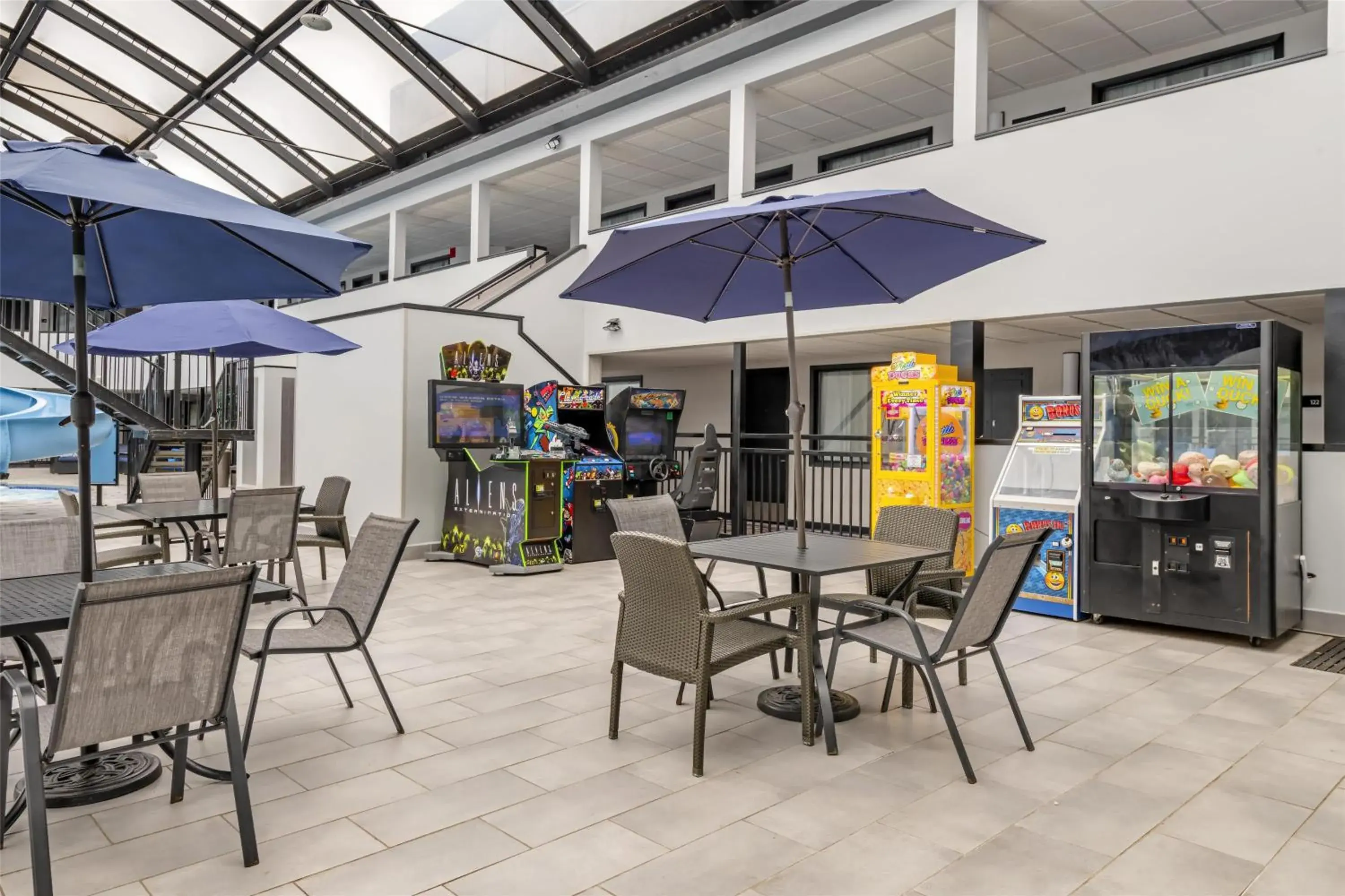 Property building in Best Western Rochester Hotel Mayo Clinic Area/ St. Mary's Property building in Best Western Rochester Hotel Mayo Clinic Area/ St. Mary's