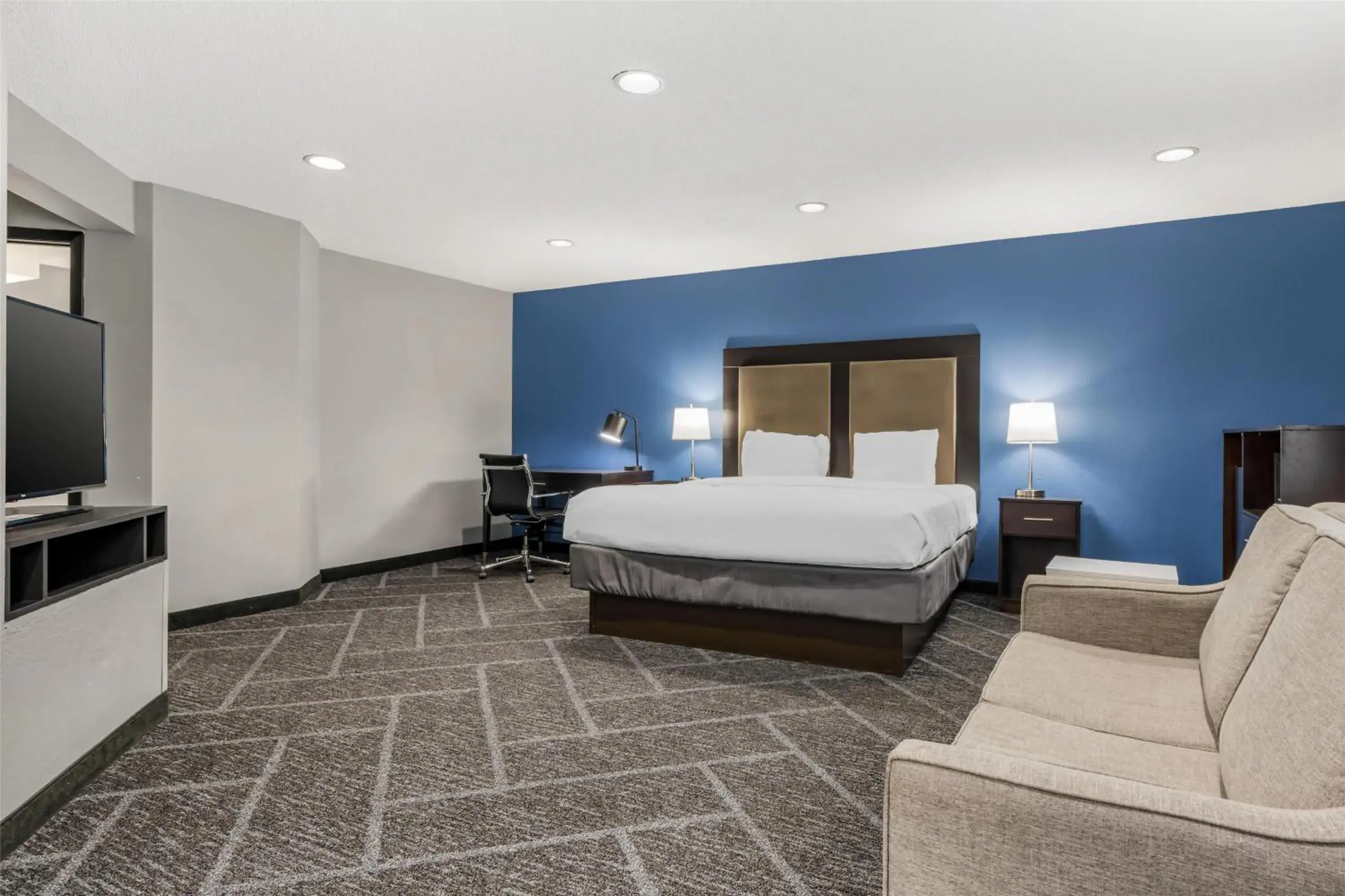 Bedroom, Bed in Best Western Rochester Hotel Mayo Clinic Area/ St. Mary's Bedroom, Bed in Best Western Rochester Hotel Mayo Clinic Area/ St. Mary's