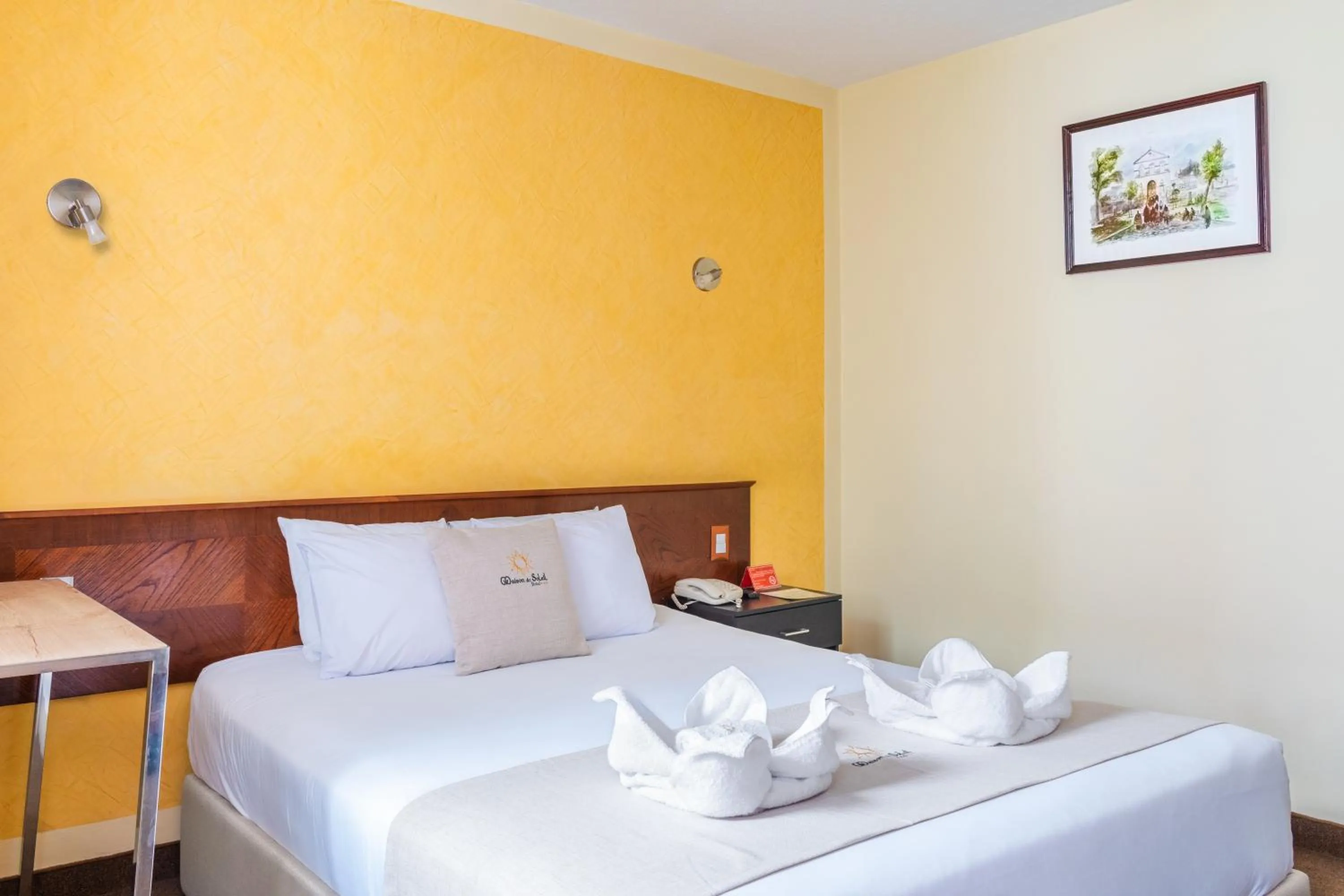 Bed in Hotel Maison Du Solei