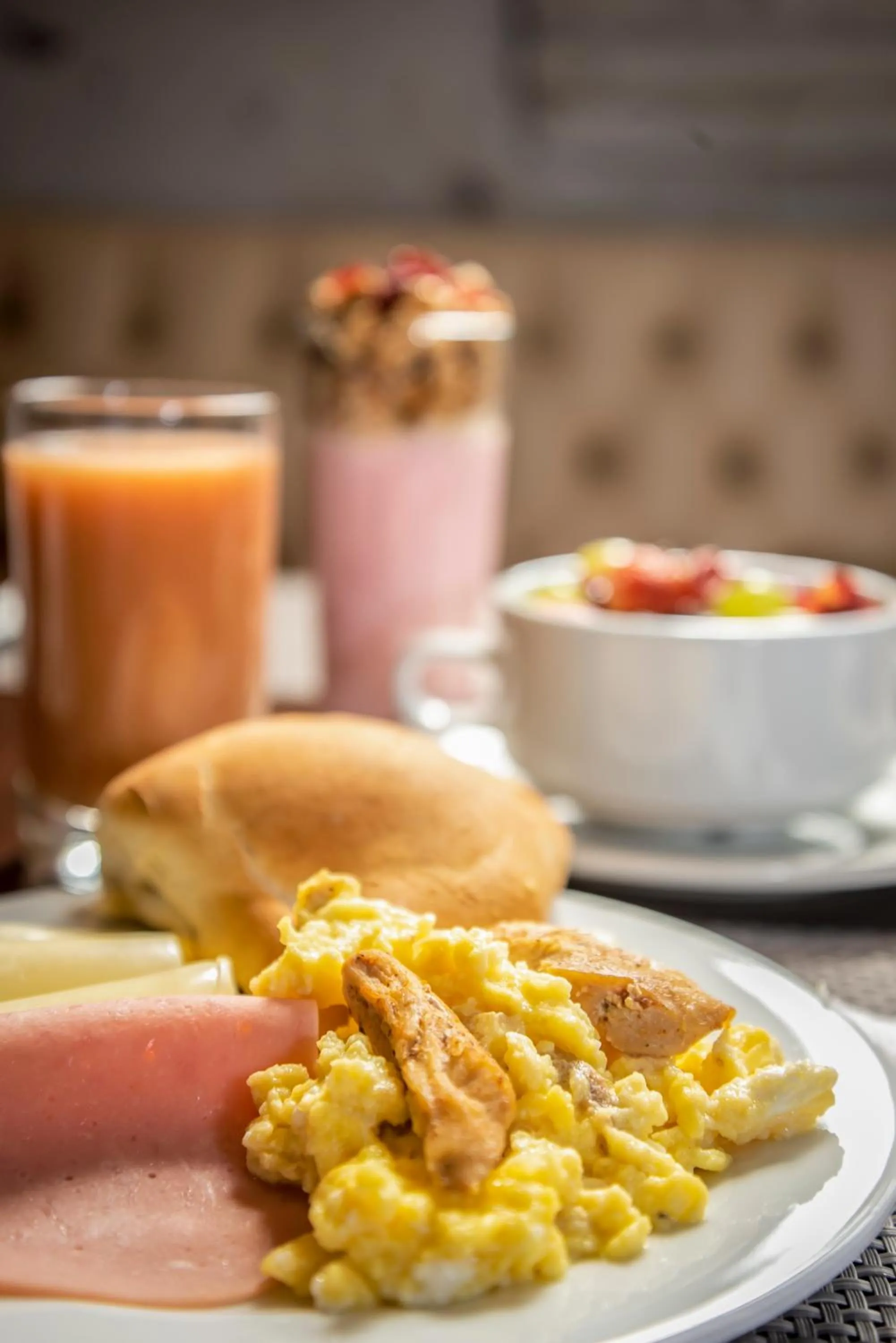 Breakfast in Hotel Maison Du Solei