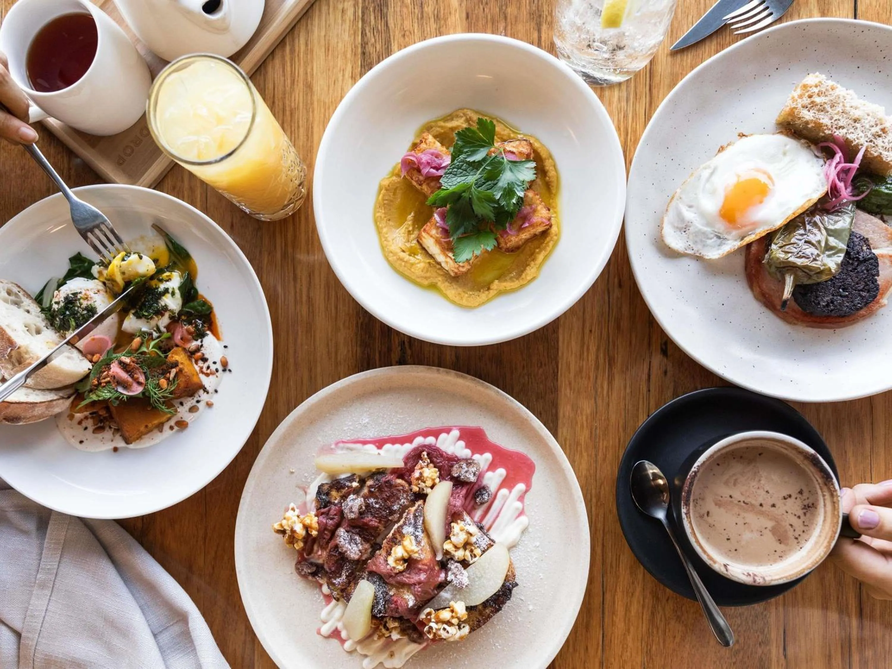 Breakfast in Peppers Silo Launceston