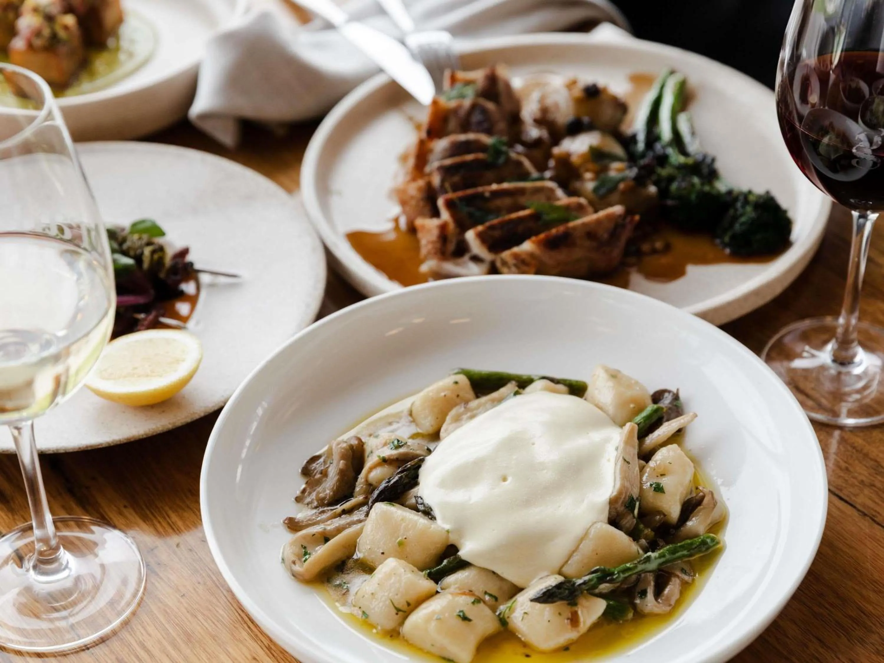 Restaurant/places to eat in Peppers Silo Launceston