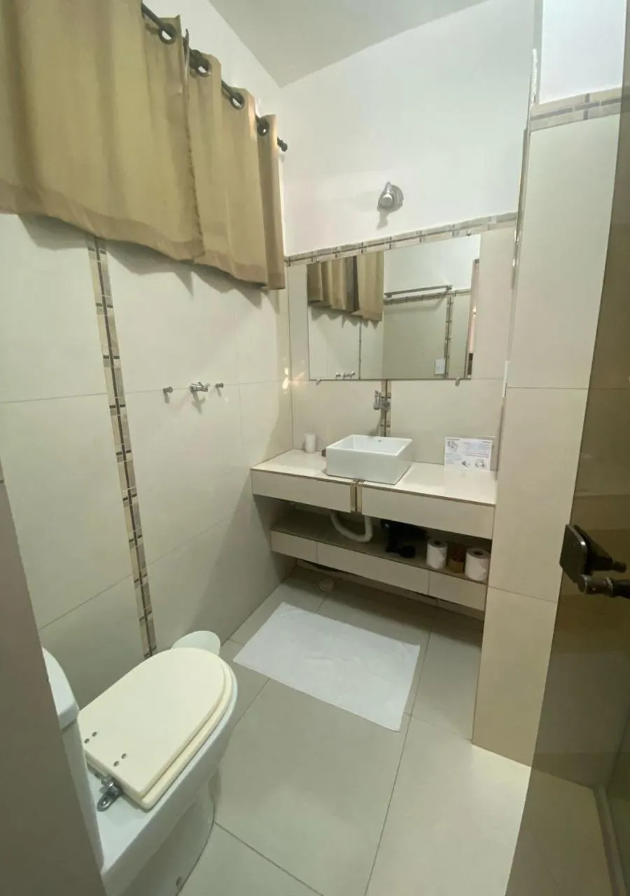 Bathroom in Pousada Chantilly