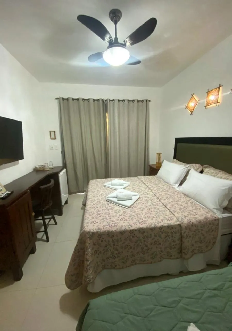 Bedroom, Bed in Pousada Chantilly