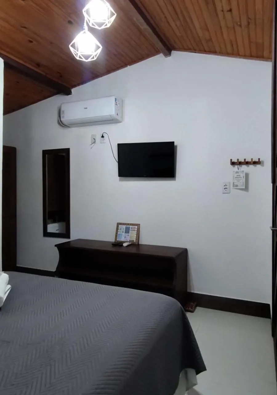 Bedroom, Bed in Pousada Chantilly