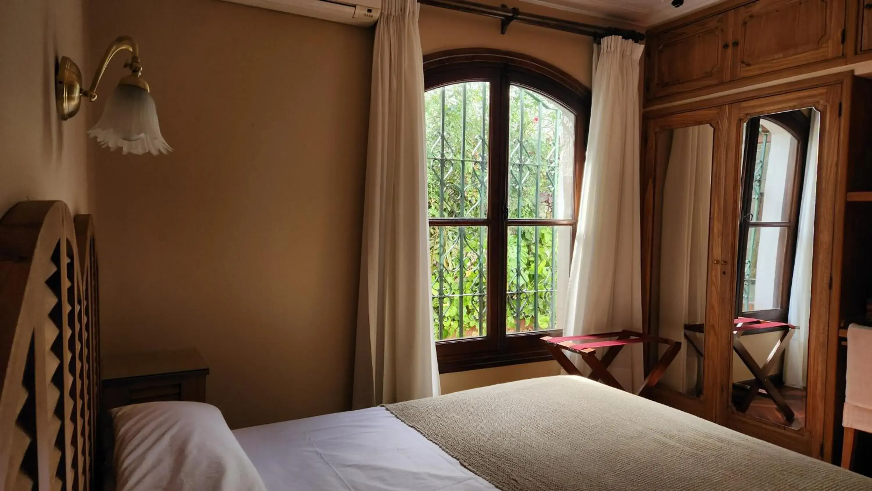 Standard Double or Twin Room - single occupancy in Hotel Boutique La Candela Standard Double or Twin Room - single occupancy in Hotel Boutique La Candela
