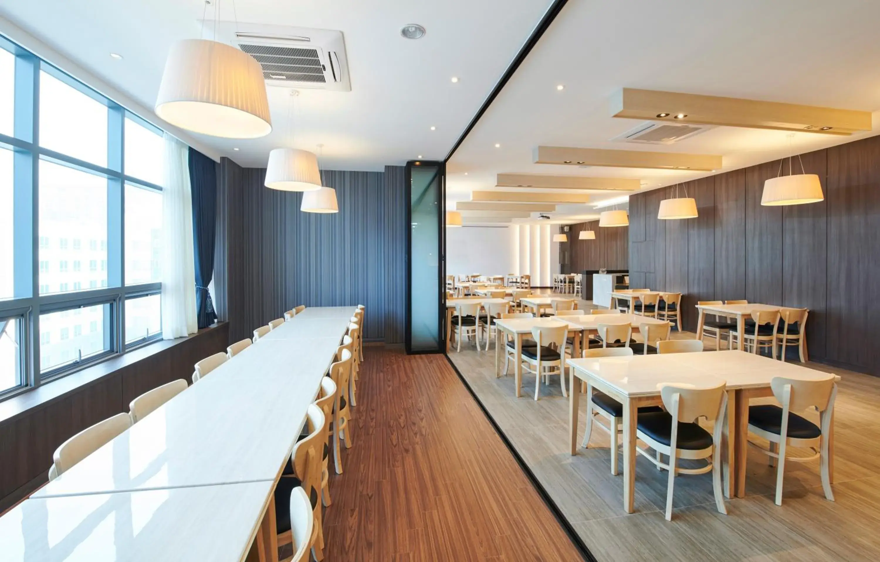 Property building in Hotel Mfelice Property building in Hotel Mfelice