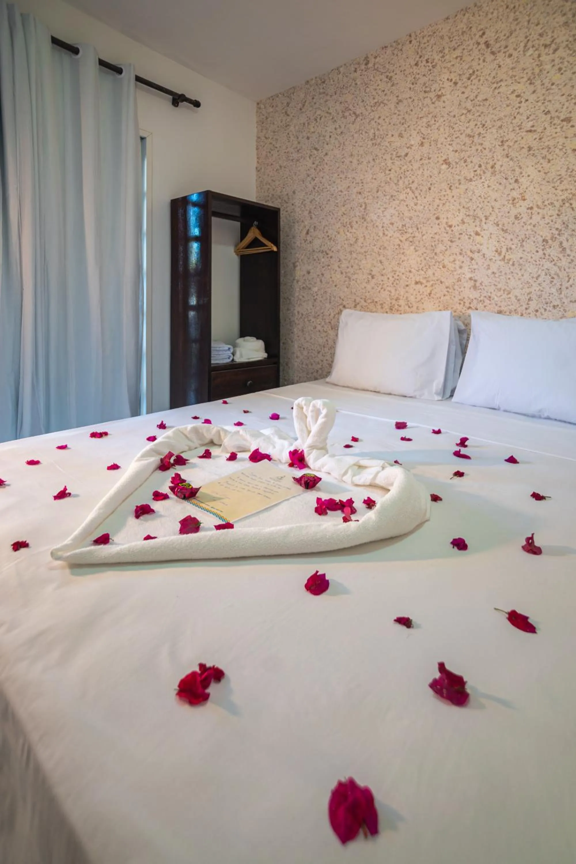 Photo of the whole room, Bed in Pousada Arte do Velejo by Solarium