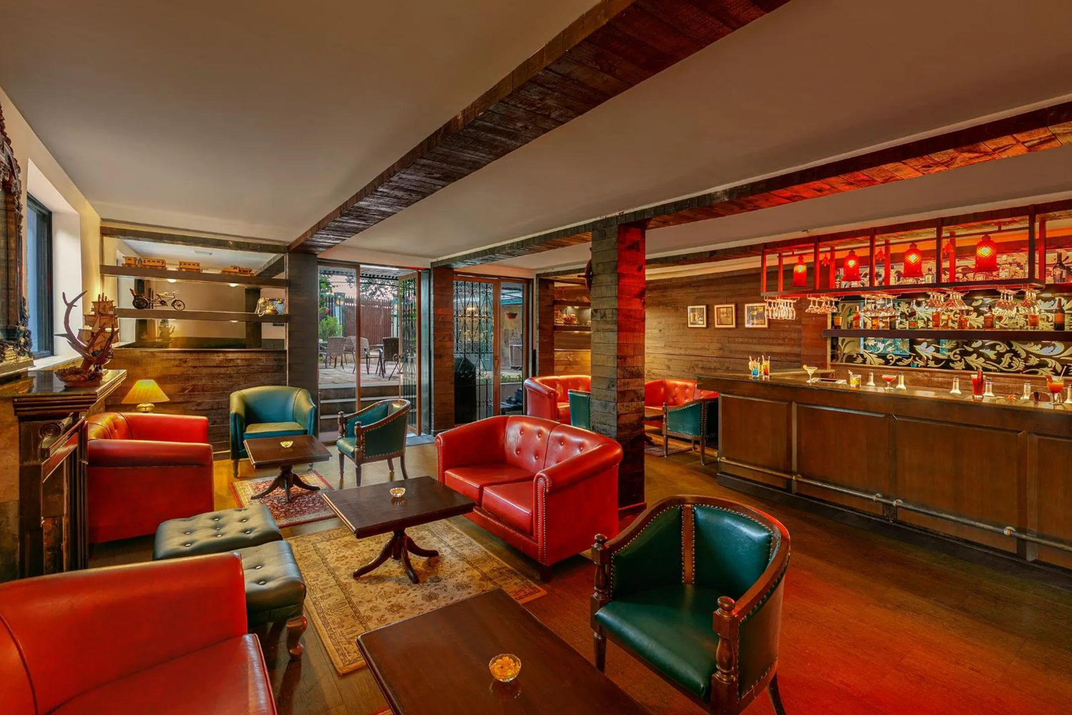Lounge or bar in Shervani Hilltop Resort