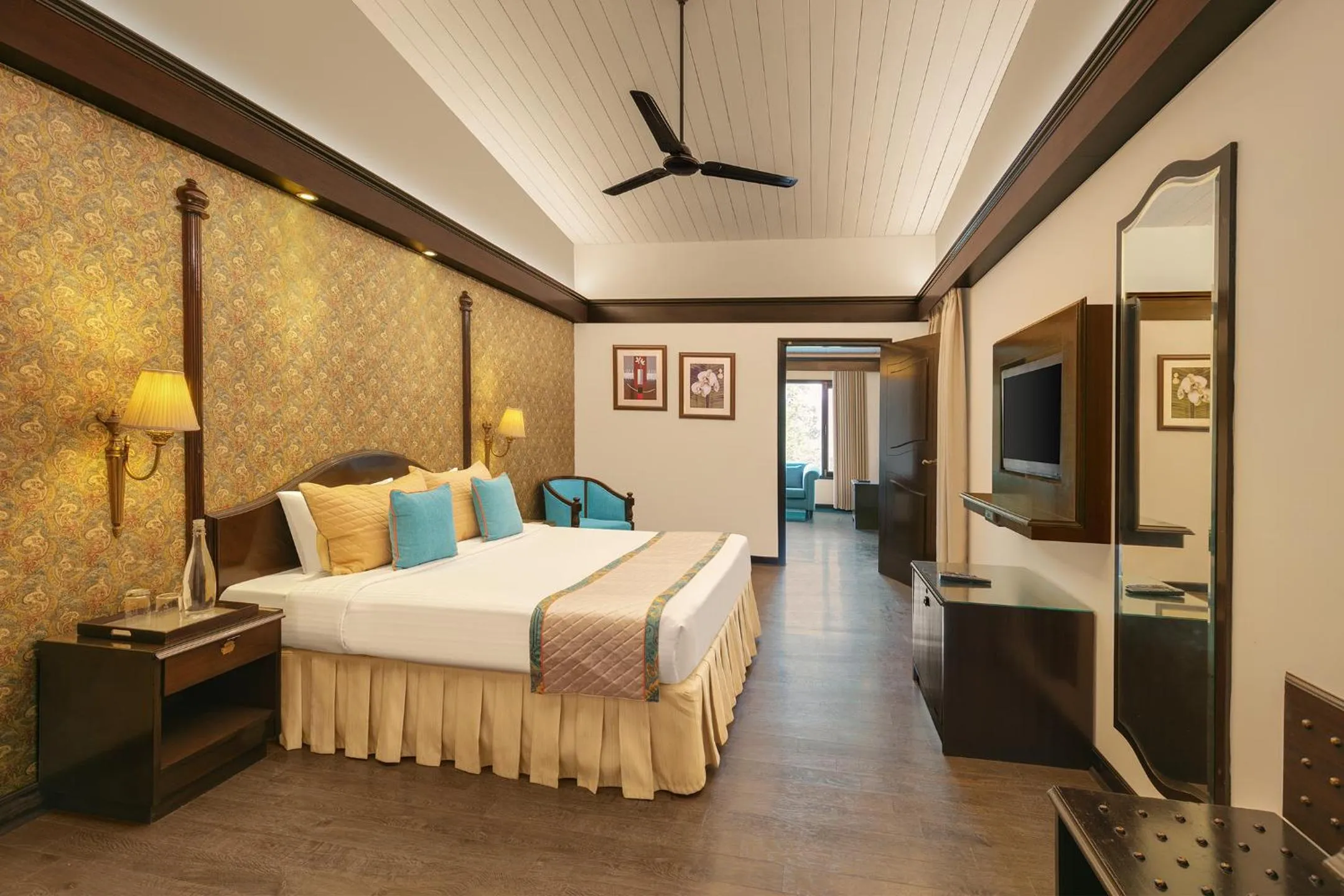 Bed in Shervani Hilltop Resort