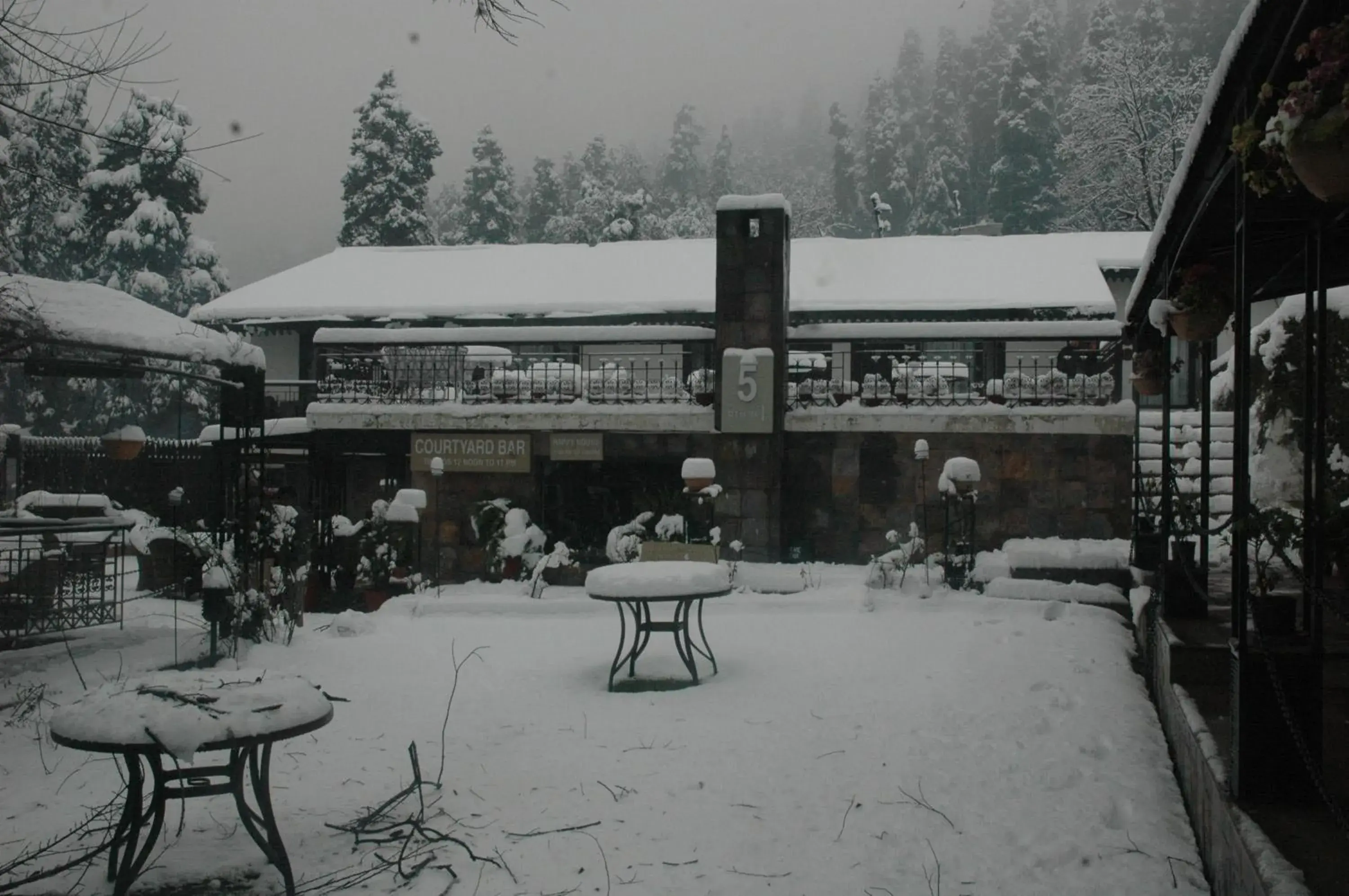 Property building in Shervani Hilltop Resort Property building in Shervani Hilltop Resort