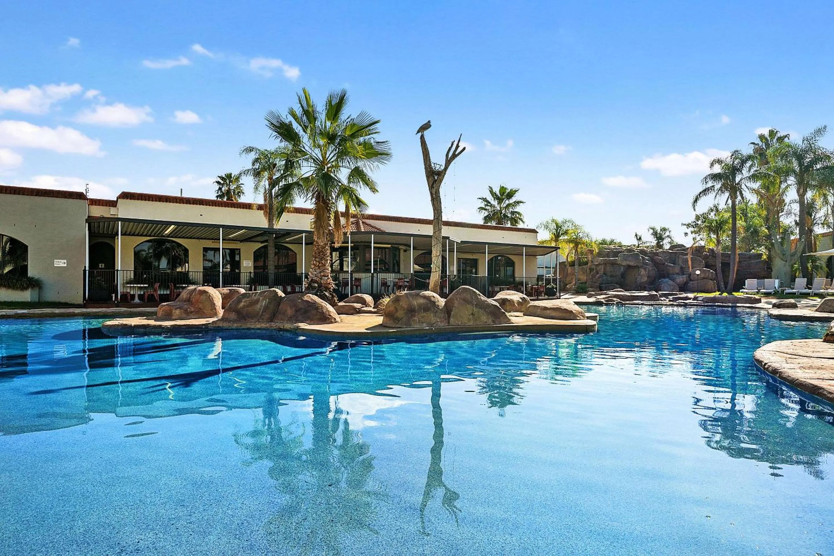 Swimming pool in Quality Resort Siesta