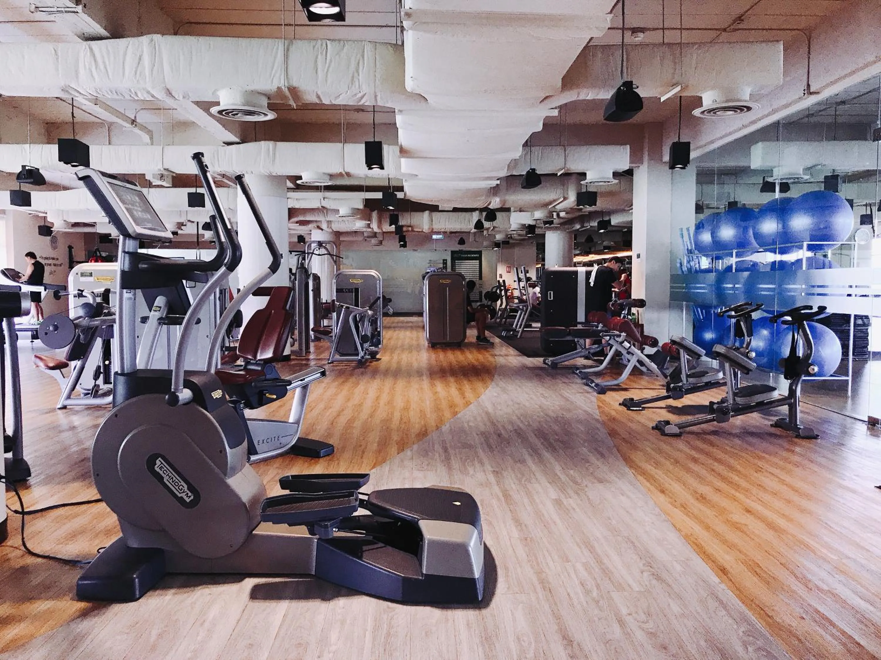 Fitness centre/facilities in Eastin Thana City Golf Resort Bangkok