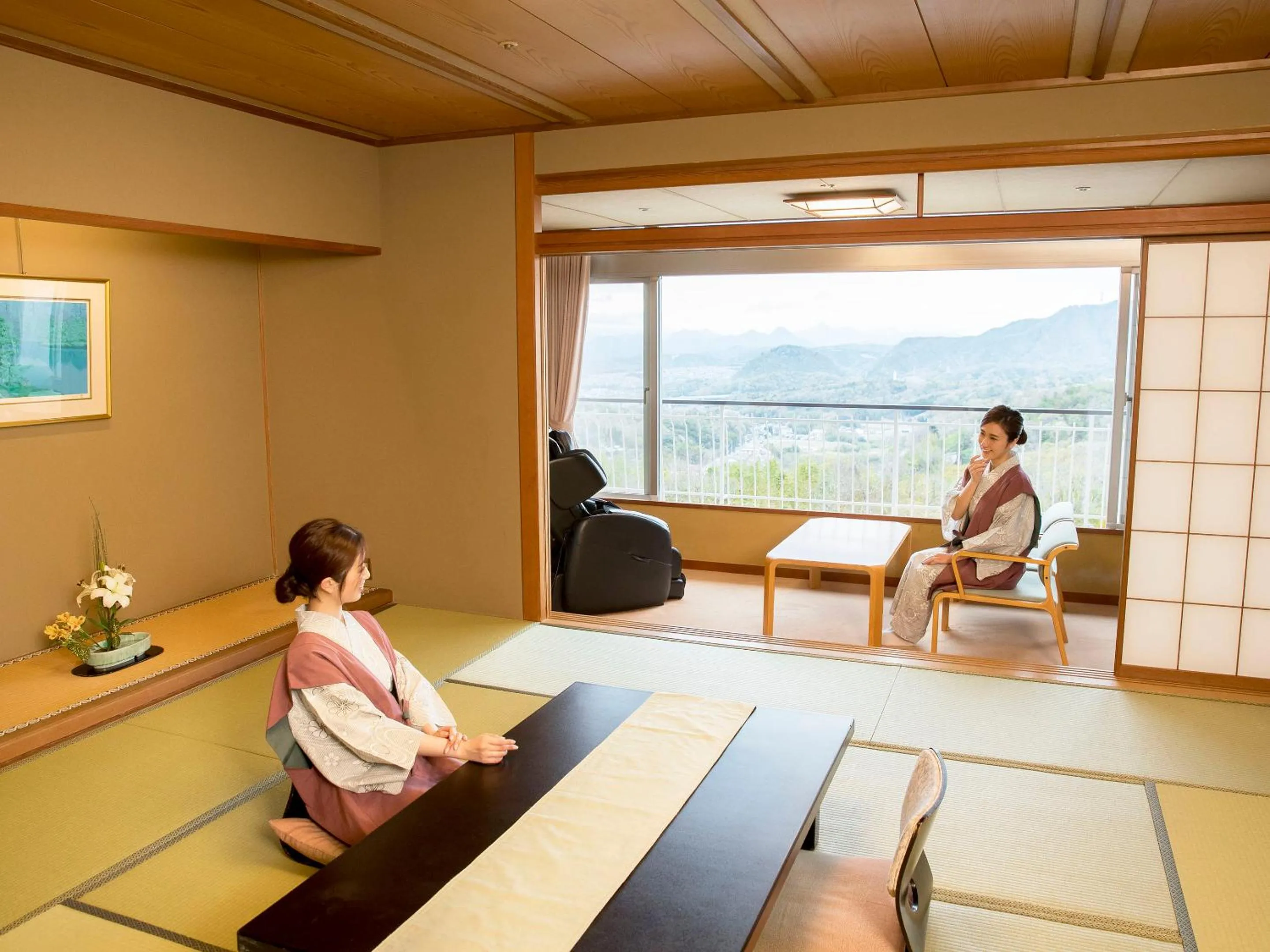 Photo of the whole room in Hyoe Koyokaku