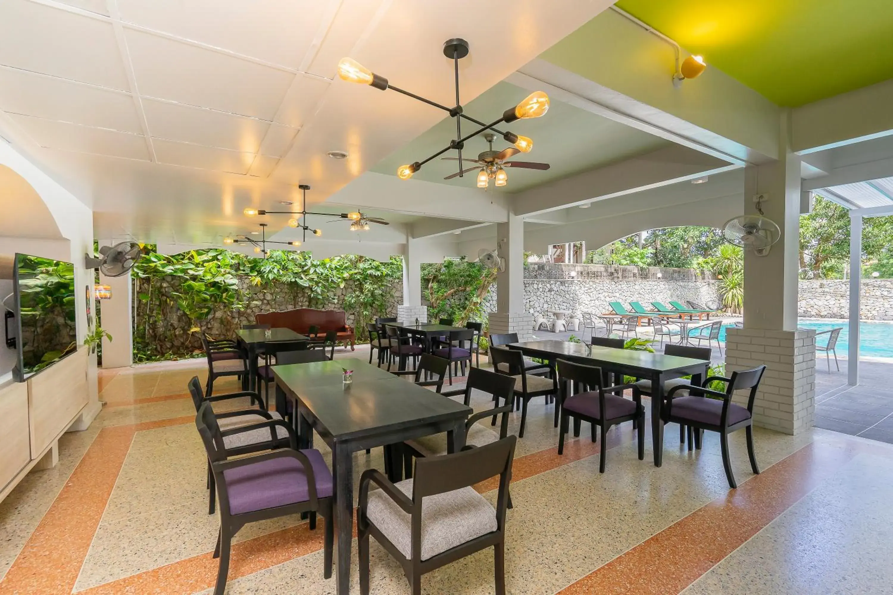 Restaurant/places to eat in Sawasdee Place Restaurant/places to eat in Sawasdee Place