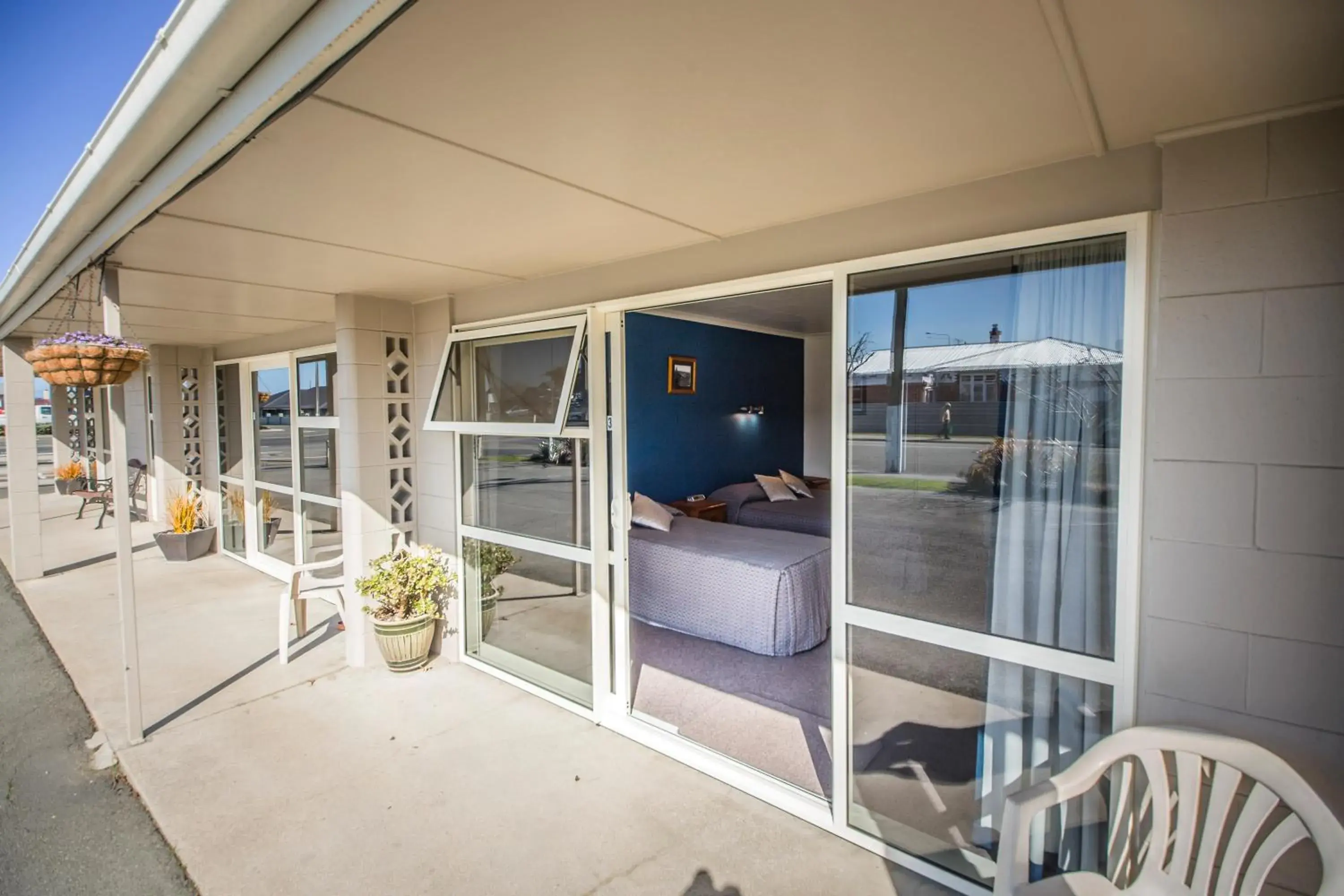 Facade/entrance in AAA Thames Court Motel Facade/entrance in AAA Thames Court Motel