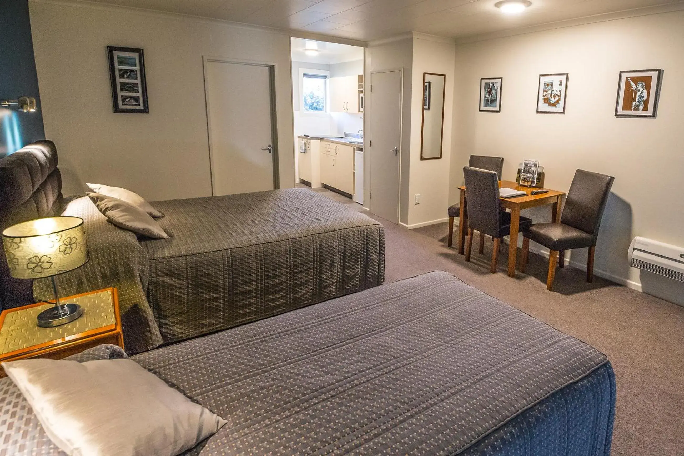 Photo of the whole room, Bed in AAA Thames Court Motel Photo of the whole room, Bed in AAA Thames Court Motel