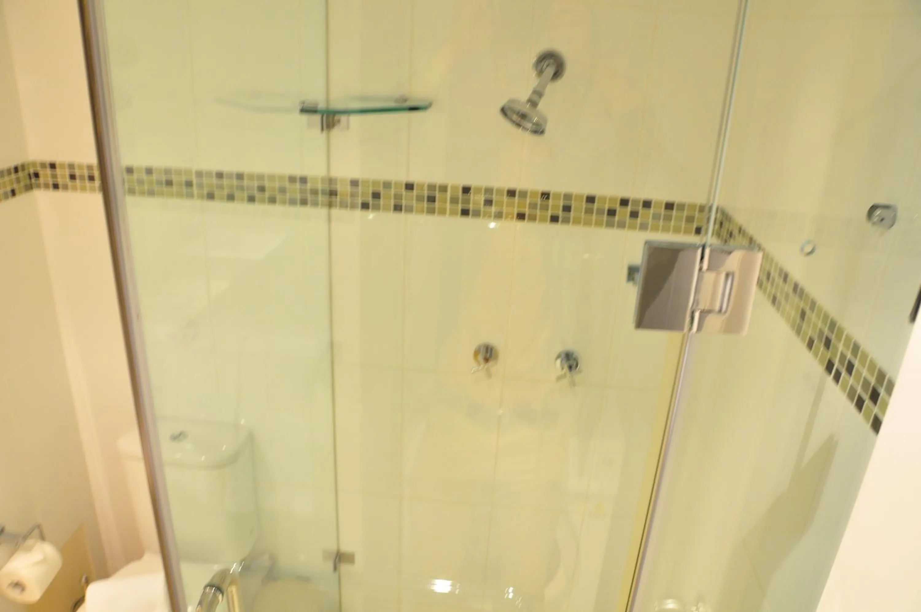 Bathroom in Annam Serviced Apartments