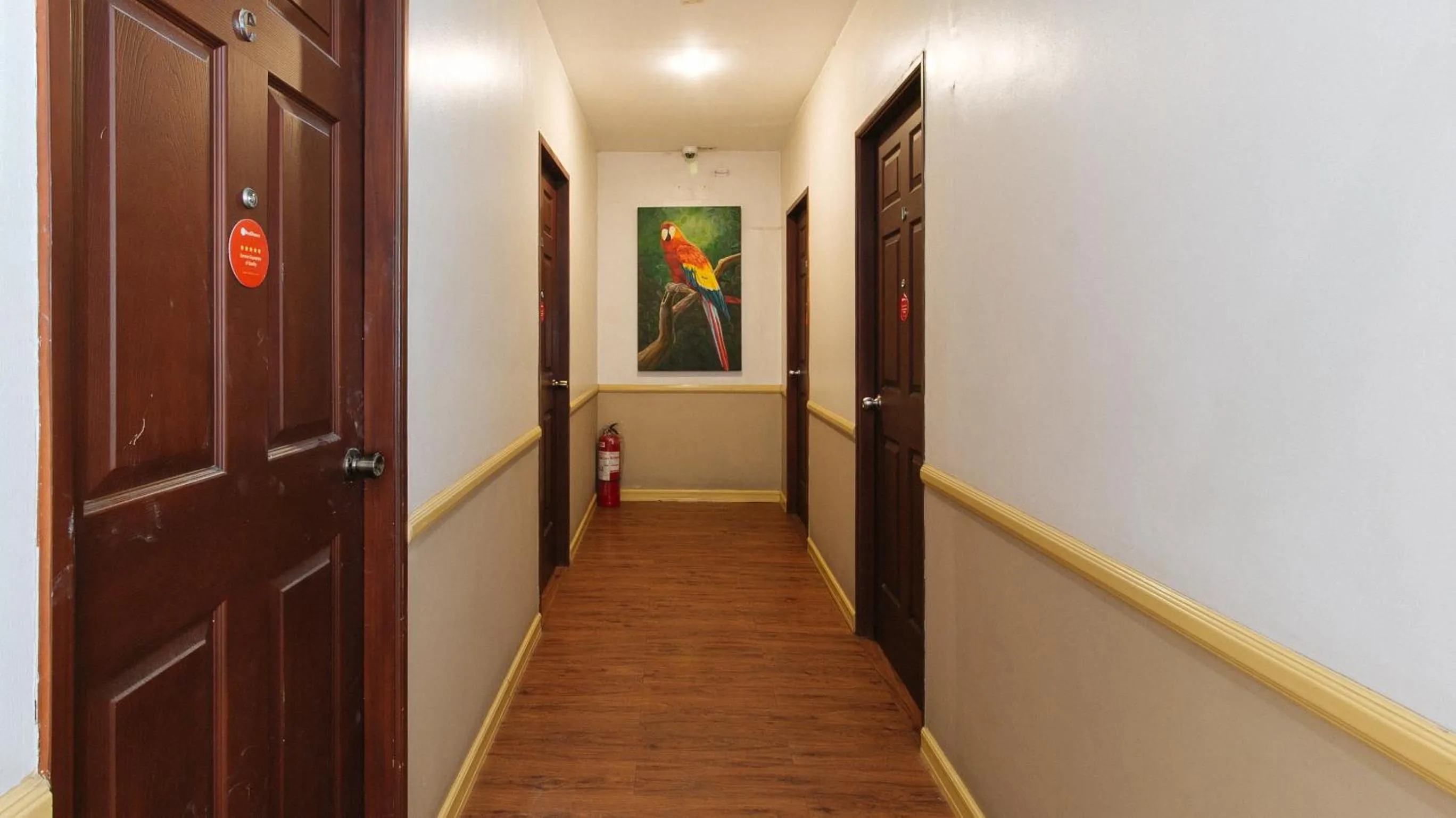 Floor plan in RedDoorz at San Antonio Makati