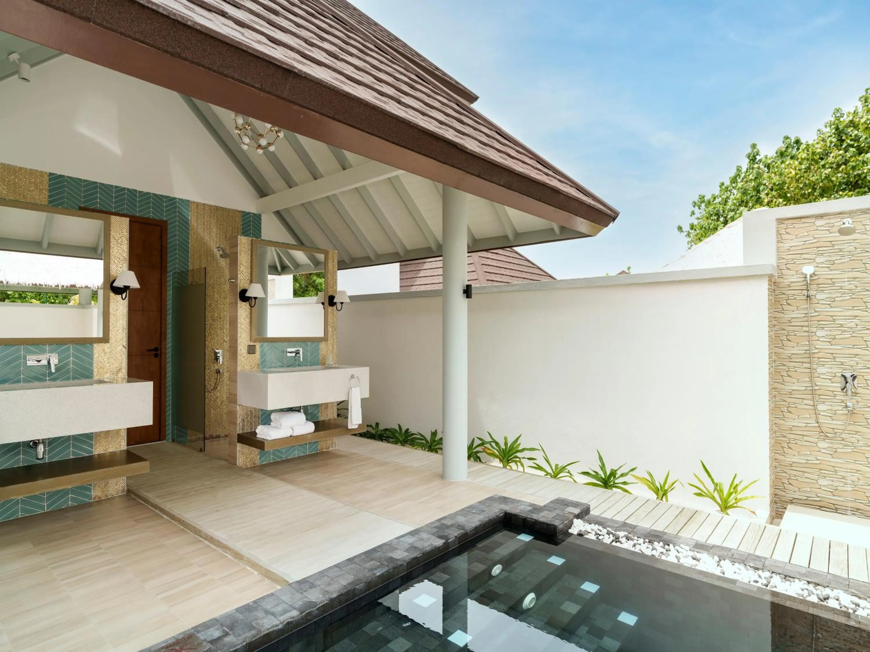 Bathroom in Sun Siyam Olhuveli