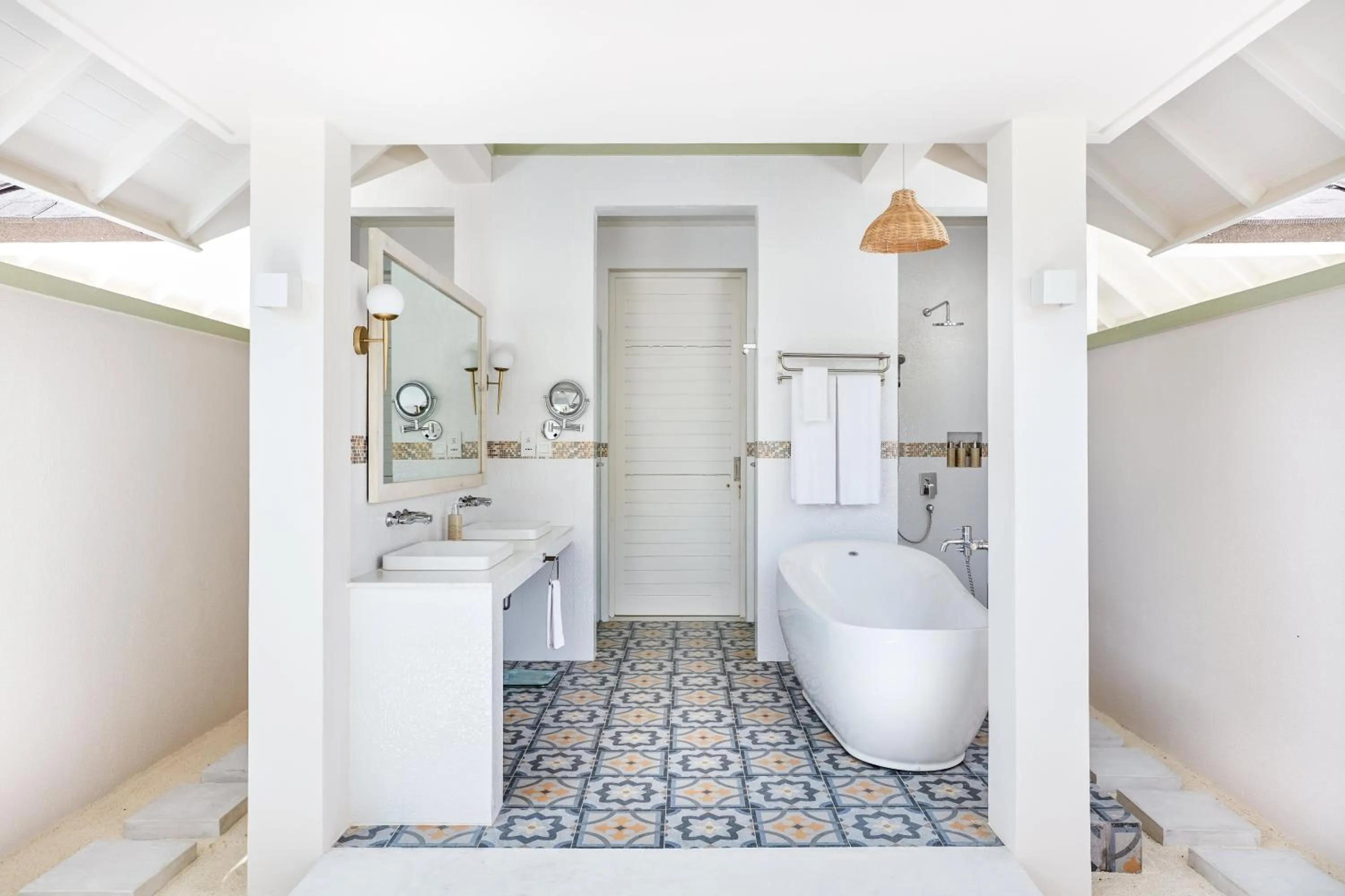 Bathroom in Sun Siyam Olhuveli