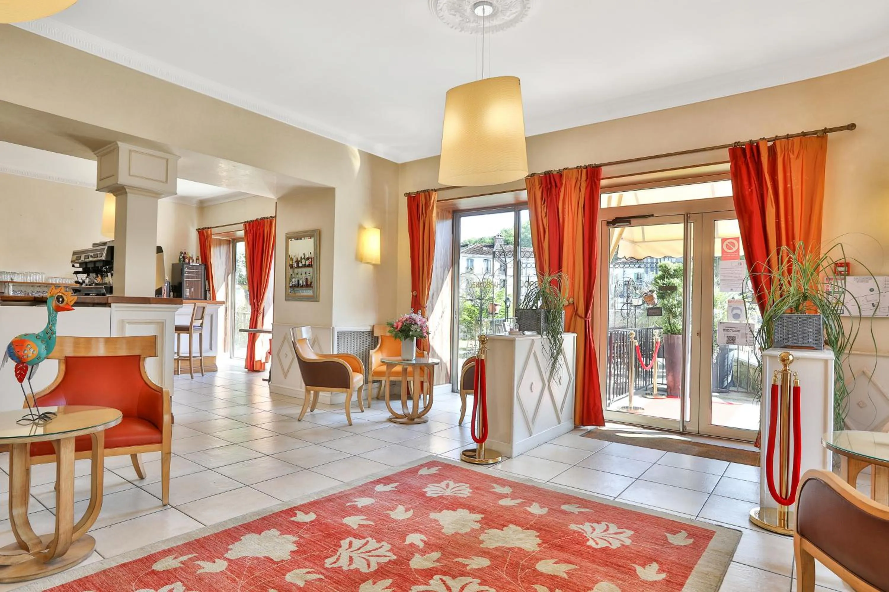 Lobby or reception in Hotel Restaurant Charbonnel