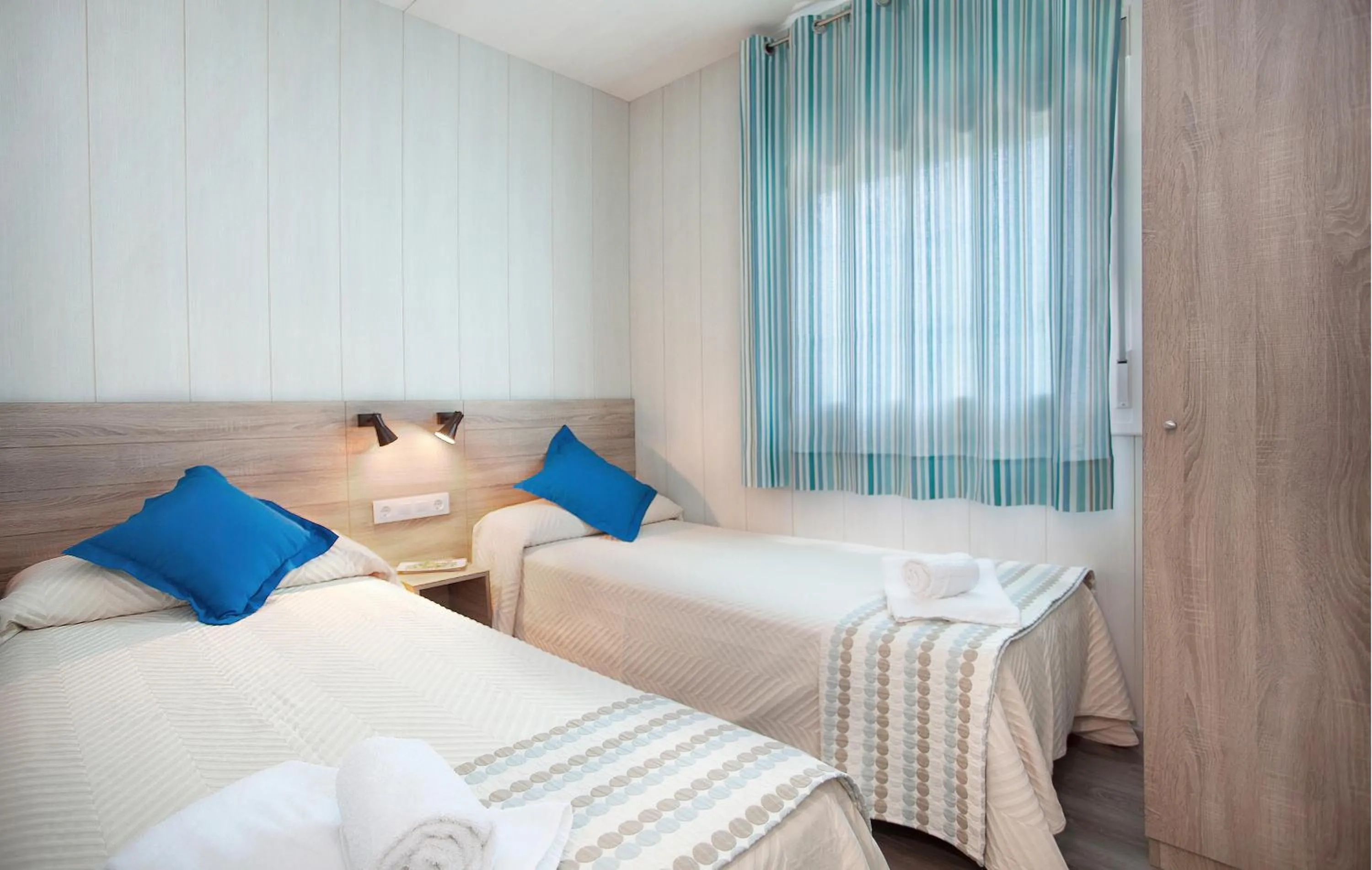 Bedroom, Bed in La Siesta Salou Resort & Camping