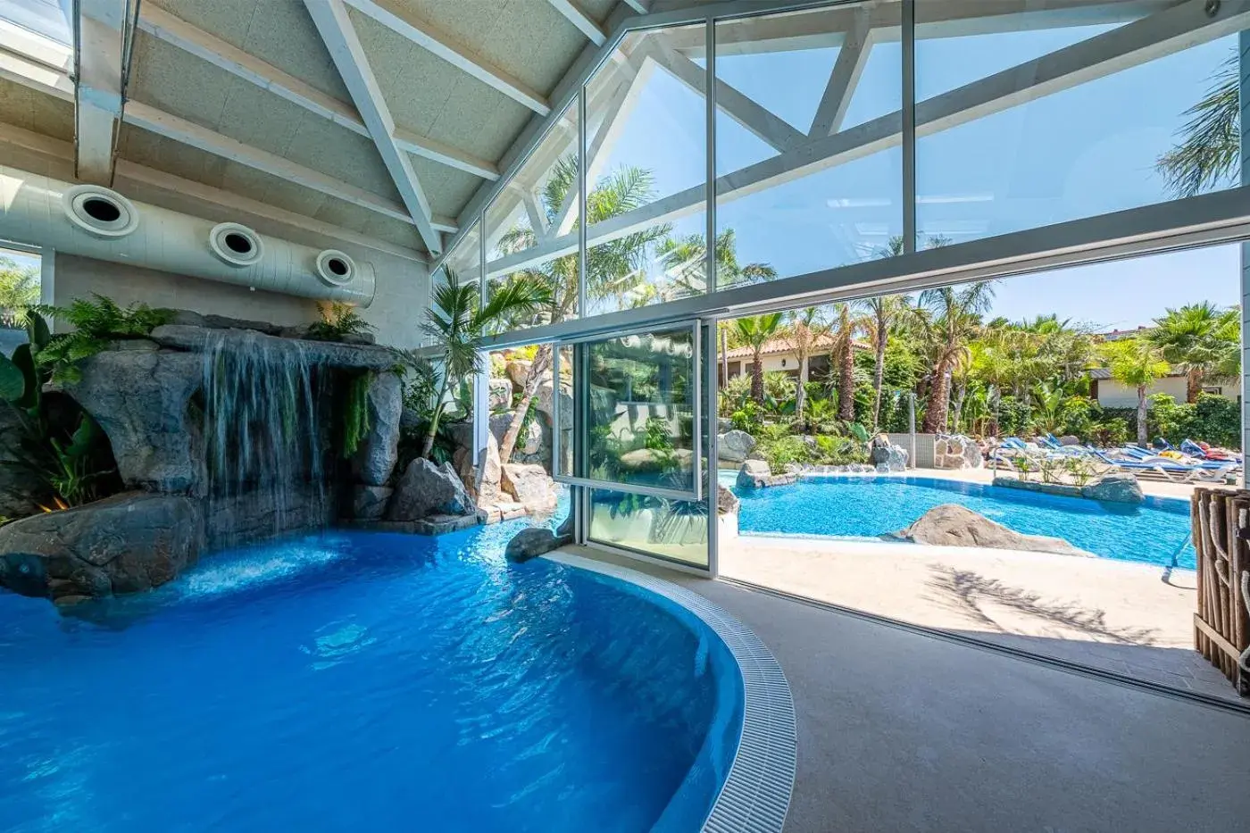 Swimming pool in La Siesta Salou Resort & Camping Swimming pool in La Siesta Salou Resort & Camping