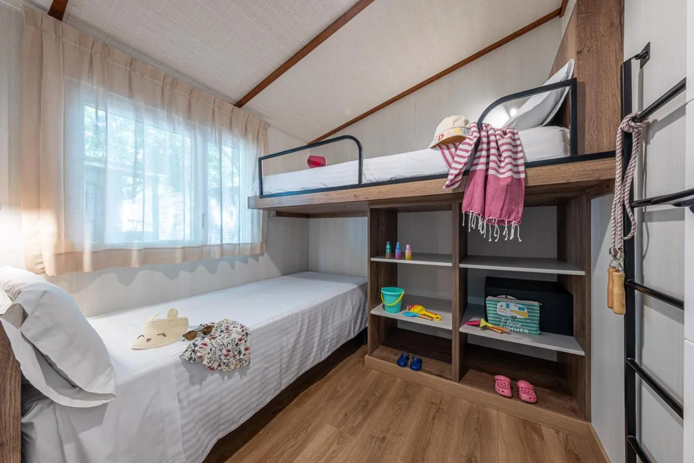 Bedroom, Bed in La Siesta Salou Resort & Camping