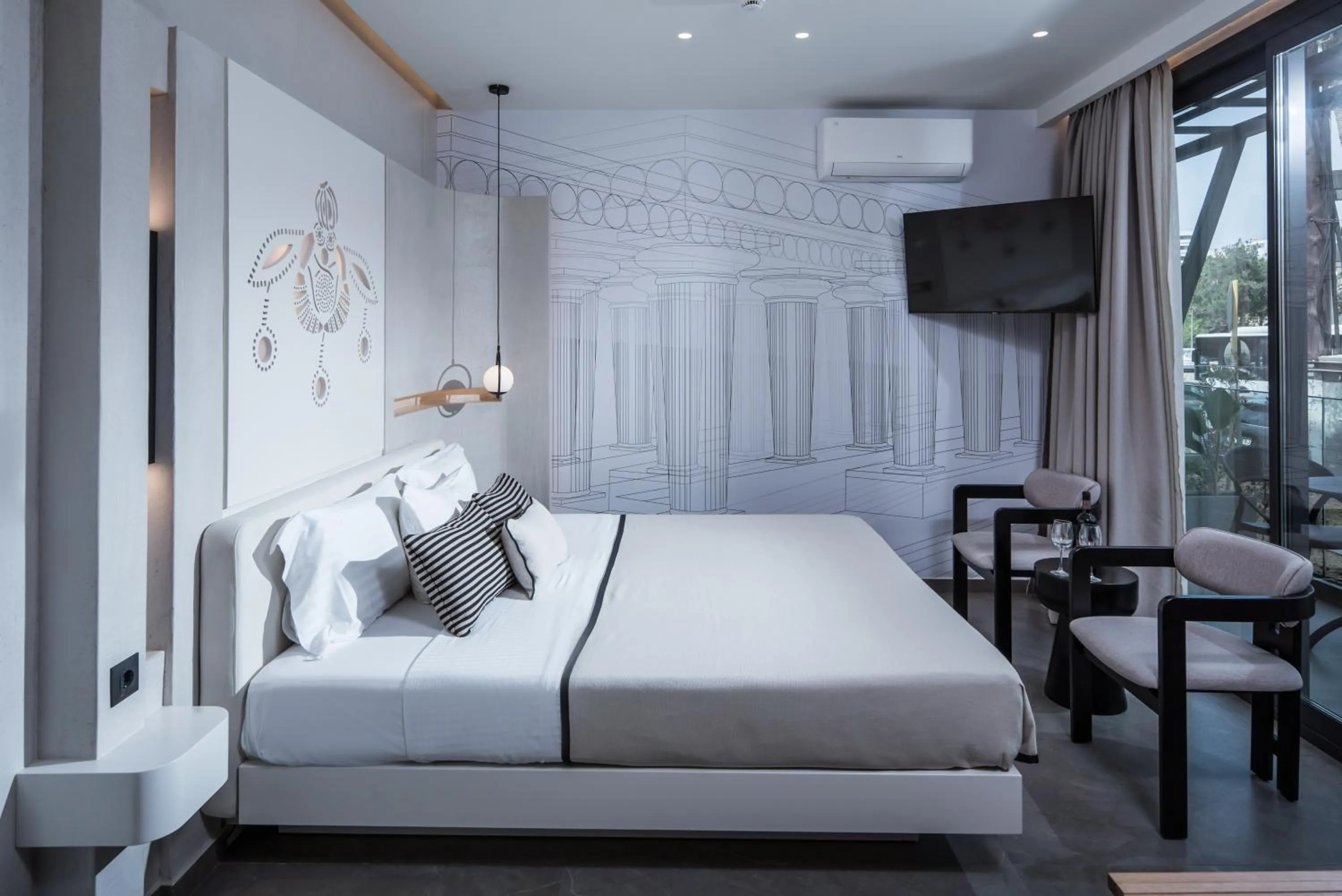 Bed in Lavris City Suites