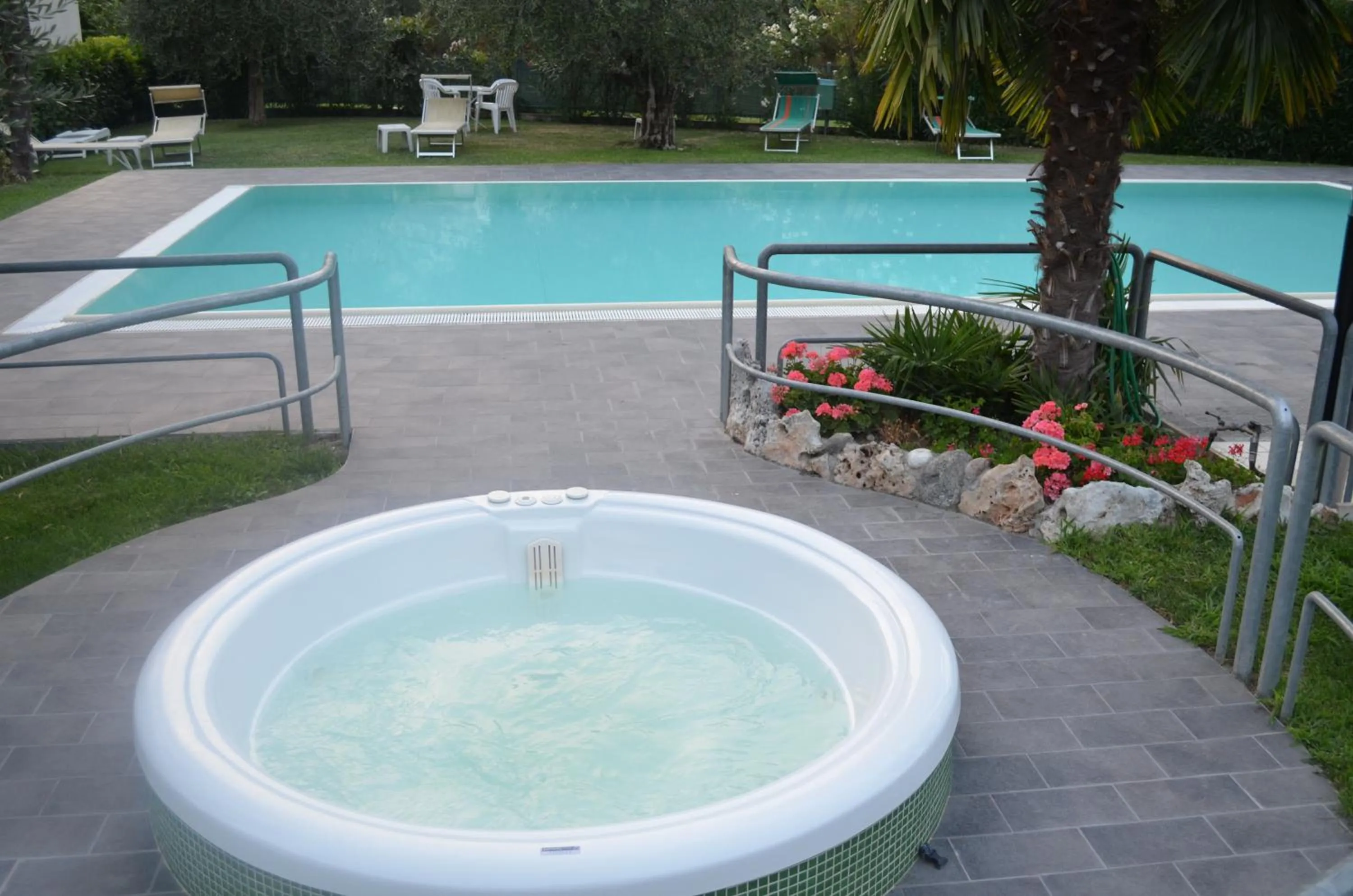 Swimming pool in Park Hotel Eden