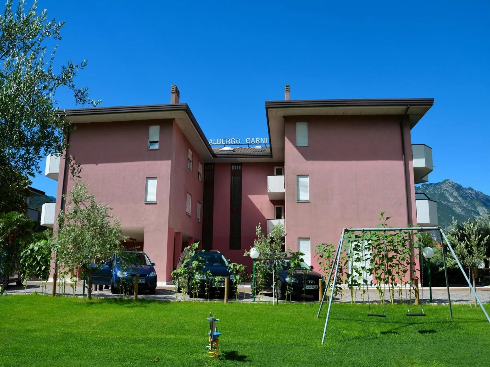 Facade/entrance in Park Hotel Eden