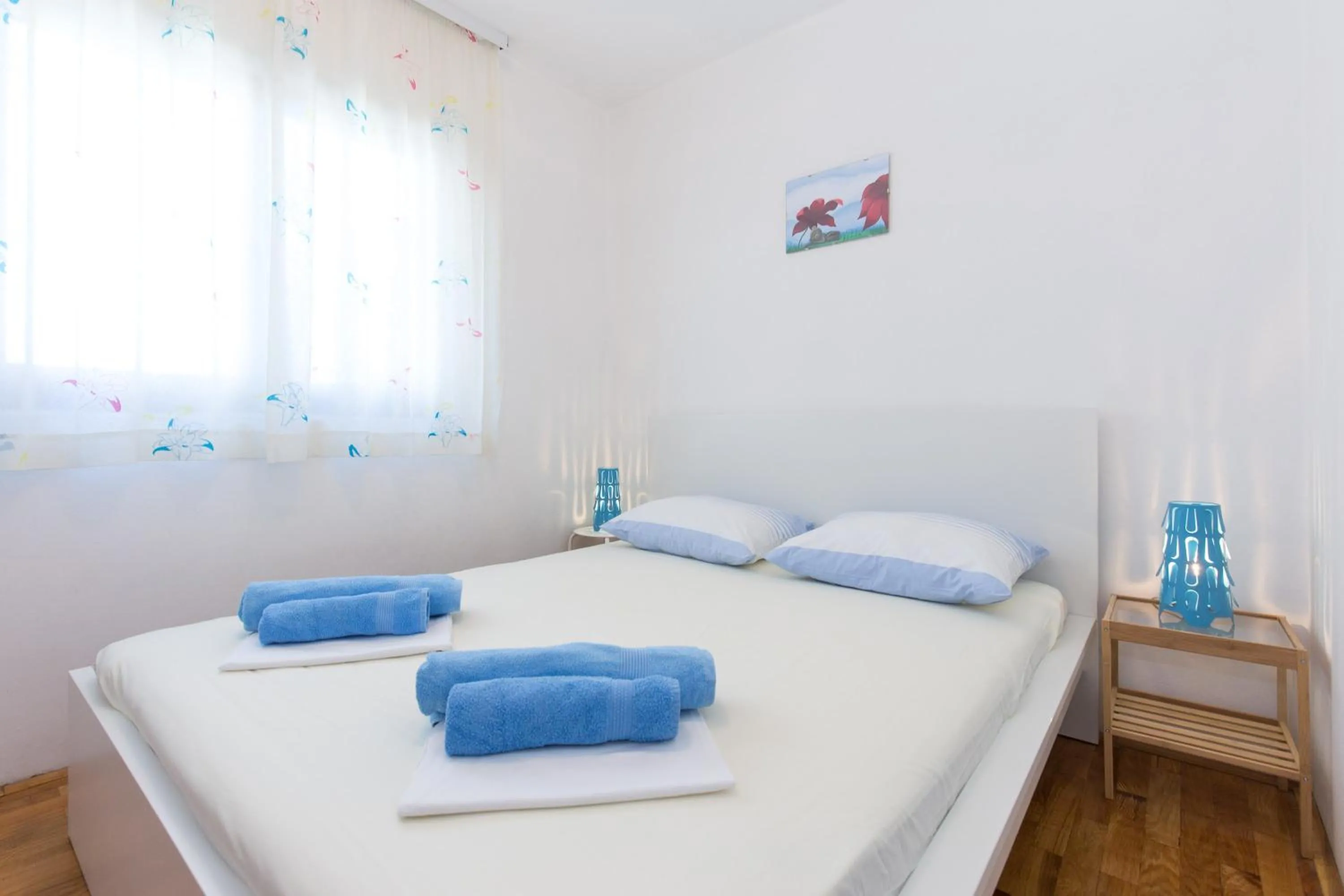 Bedroom, Bed in Adora