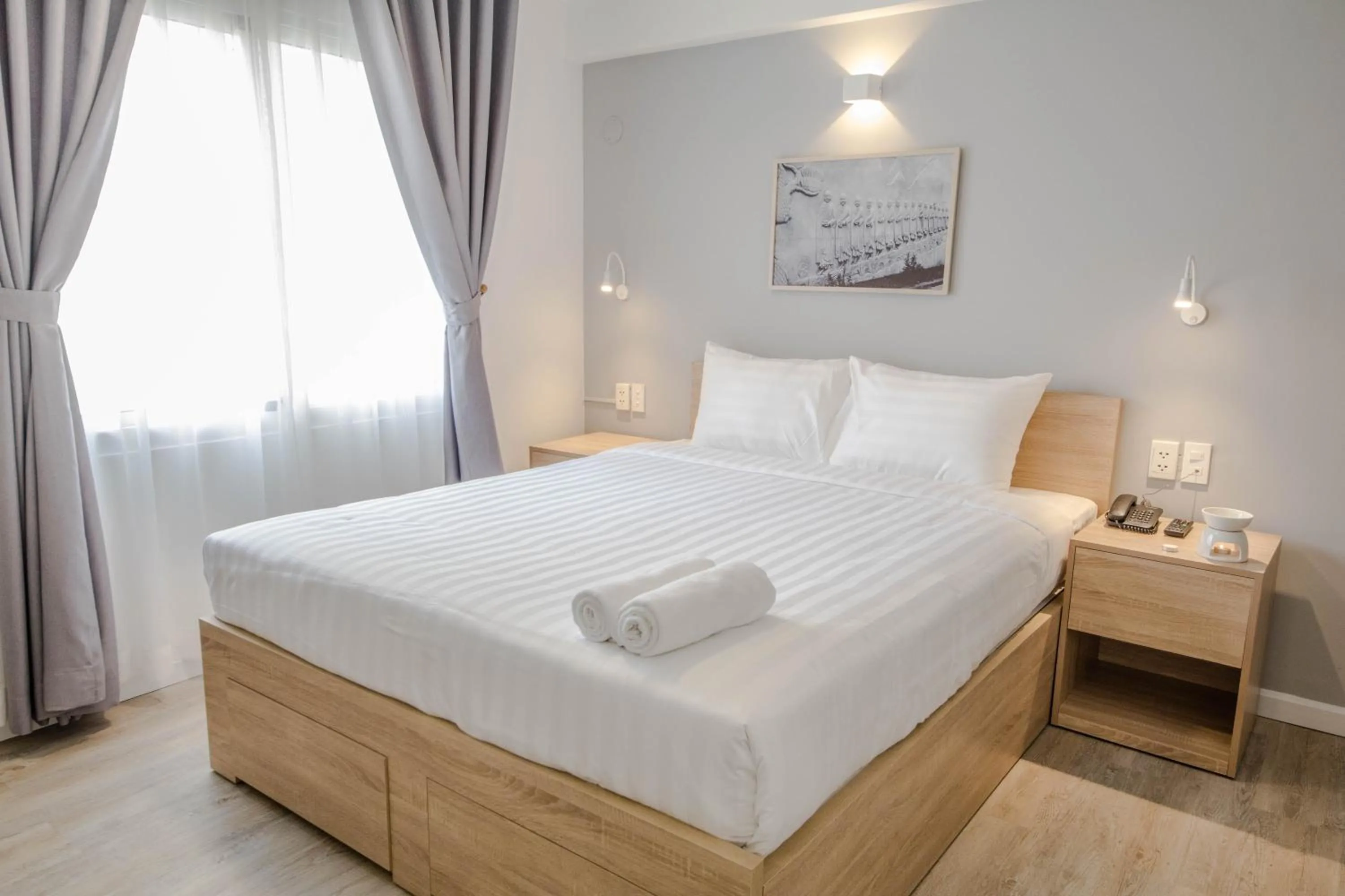 Bedroom, Bed in Common Inn Thao Dien