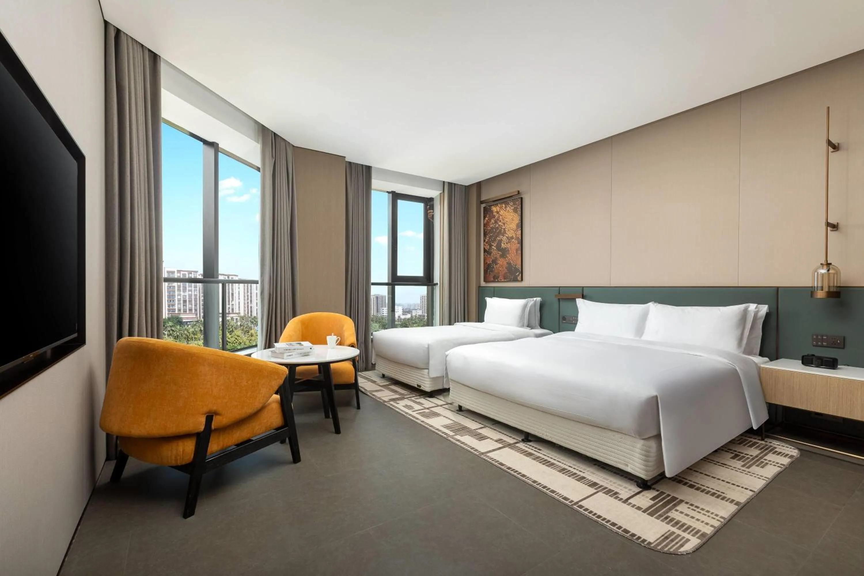 Deluxe Family King Room - Non-Smoking in Days Hotel by Wyndham Haikou Meilan Airport