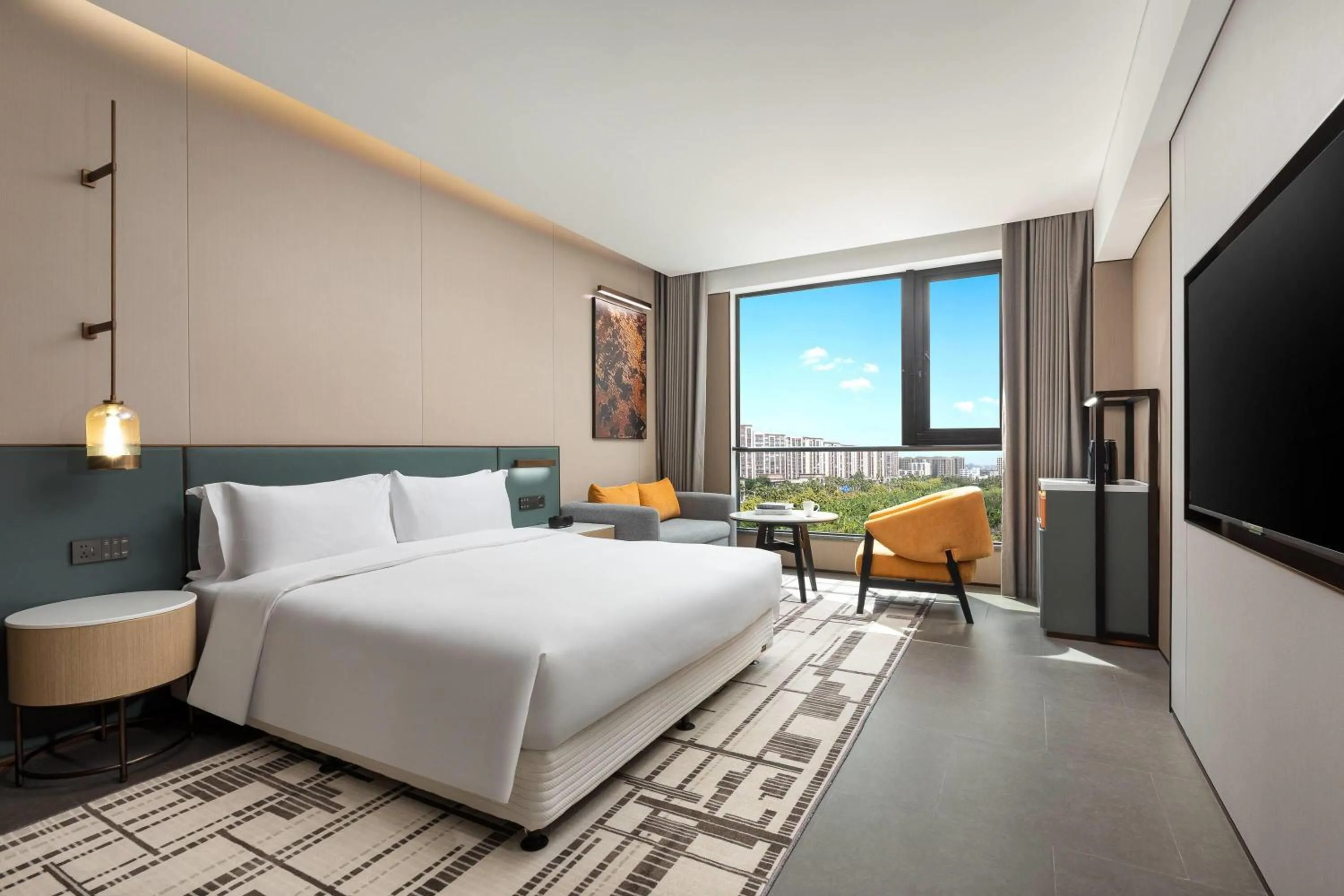 Photo of the whole room, Bed in Days Hotel by Wyndham Haikou Meilan Airport