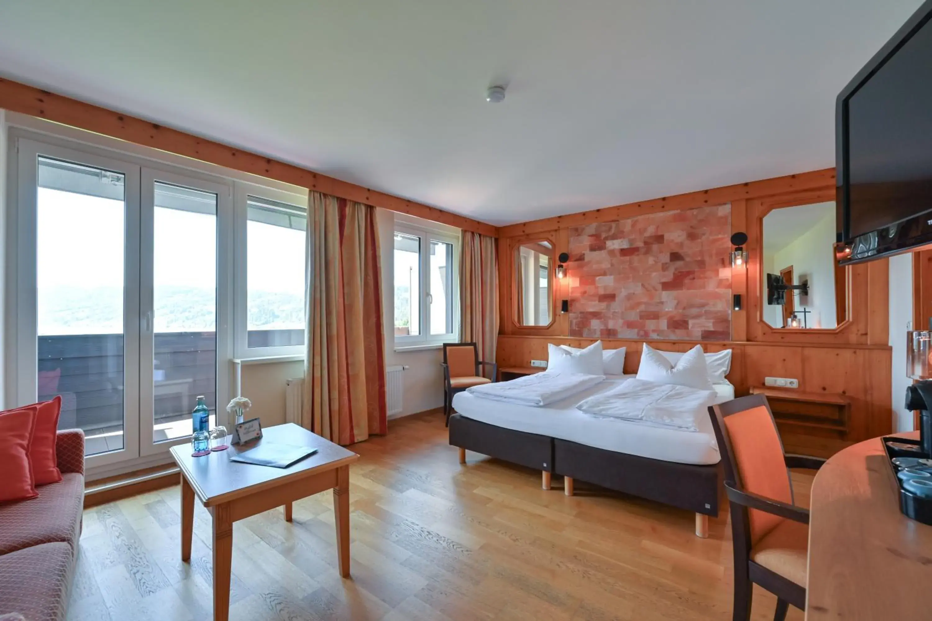 Deluxe Double Room with Balcony and Lake View in Rothenfels Panorama Hotel Deluxe Double Room with Balcony and Lake View in Rothenfels Panorama Hotel