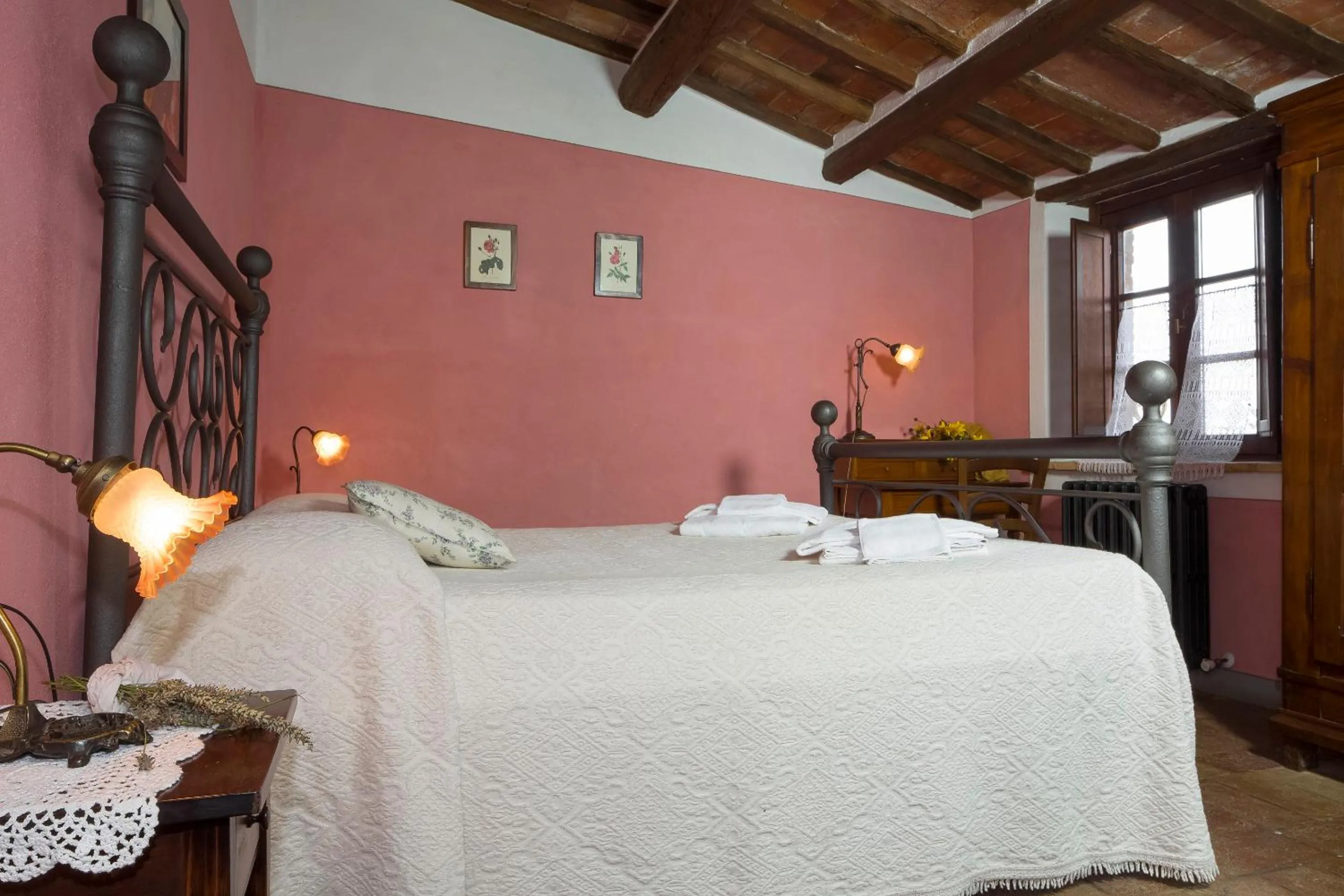 Bed in Podere La Casetta - Casa di Campagna