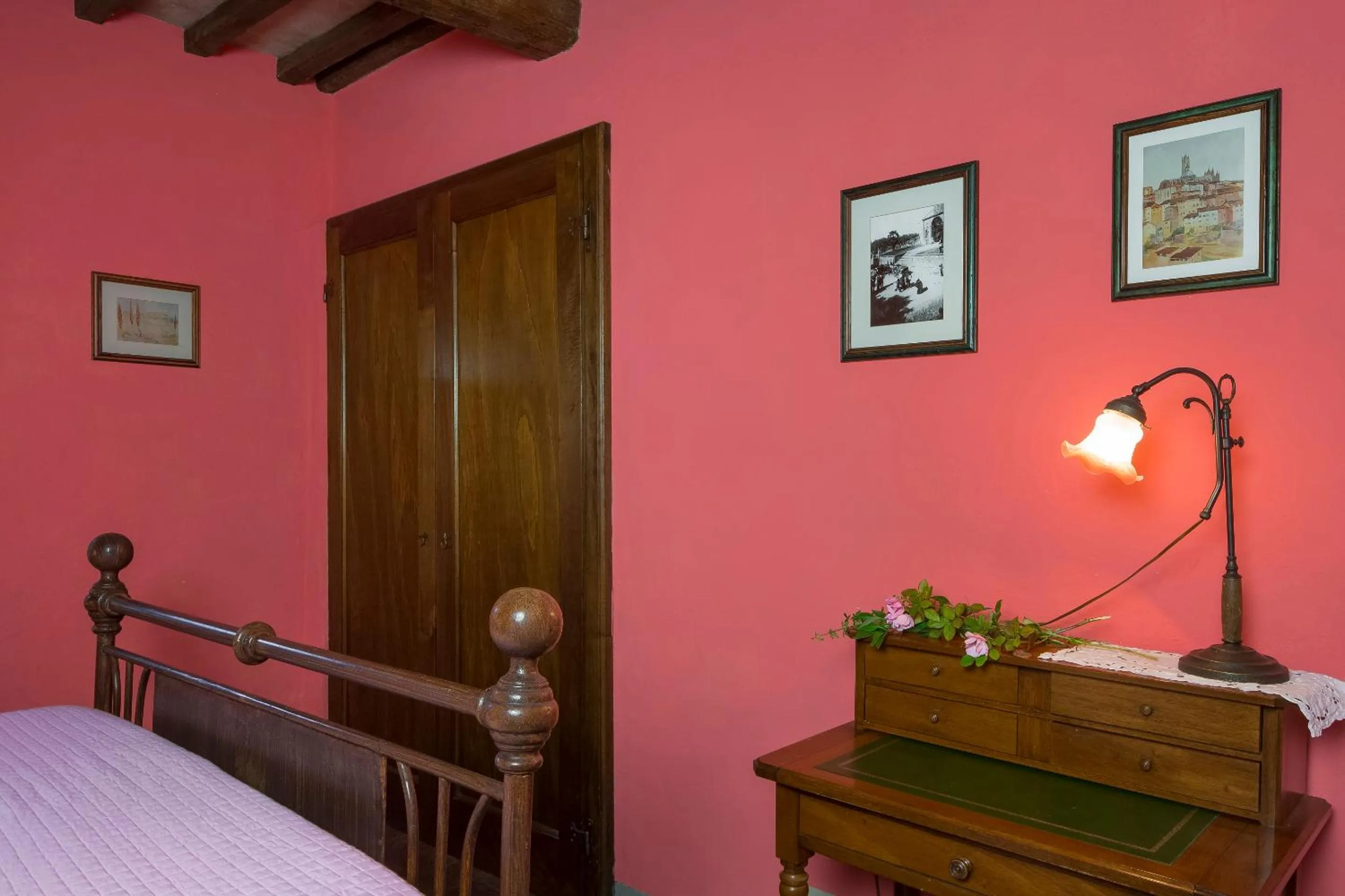 Bed in Podere La Casetta - Casa di Campagna