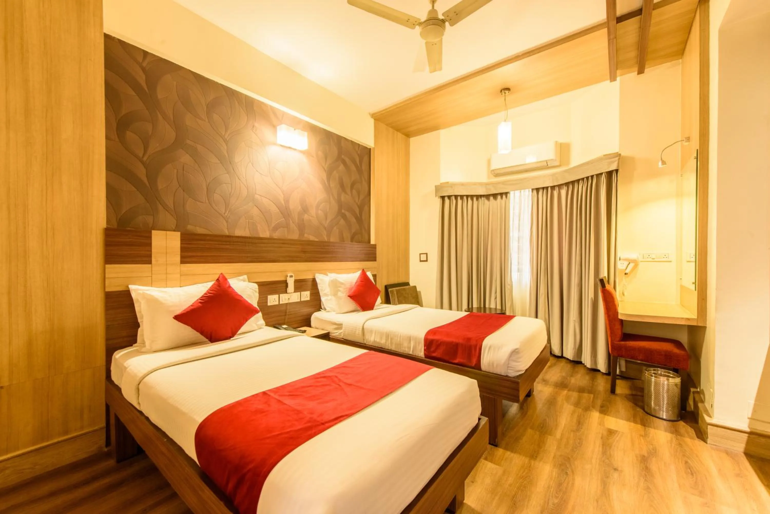Bedroom, Bed in Bangalore Gate Hotel & Conferences